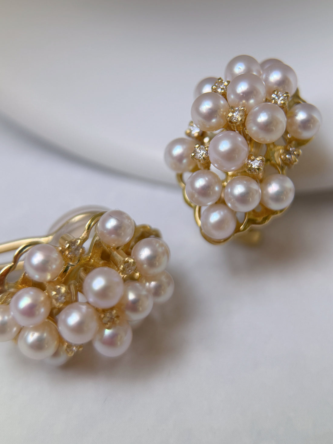 Solid K18 Yellow Gold Akoya Pearl and Natural Diamond Clip-On Earrings