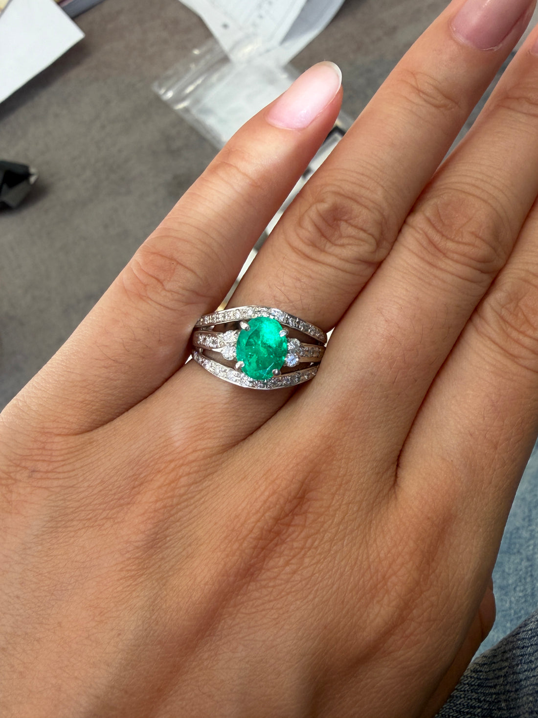 1.62CT Emerald Ring in Platinum with Natural Diamond