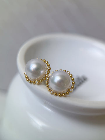 K18 Gold Beaded Diamond Akoya Pearl Stud Earrings