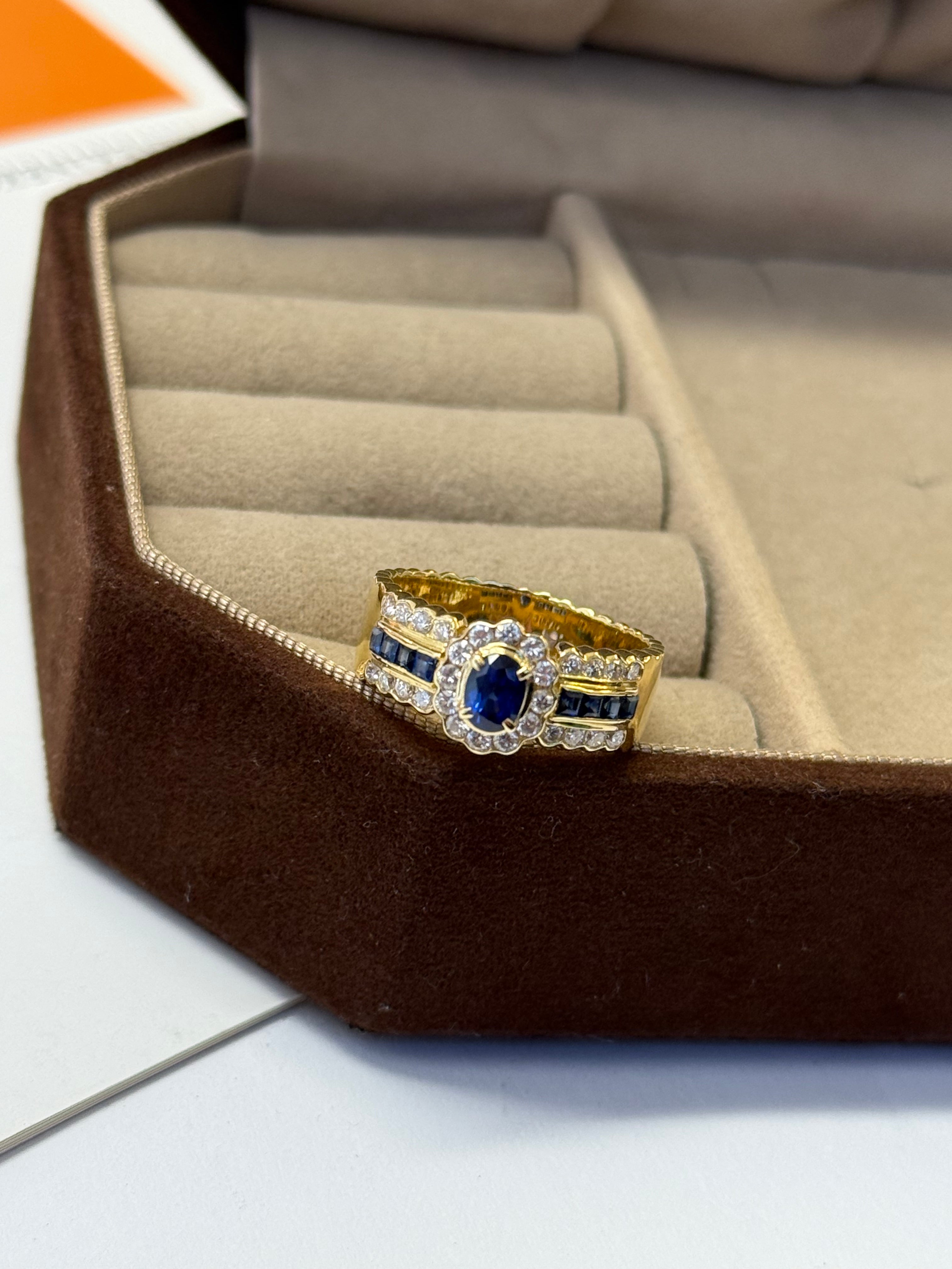 Sapphire Ring In 18K Yellow Gold