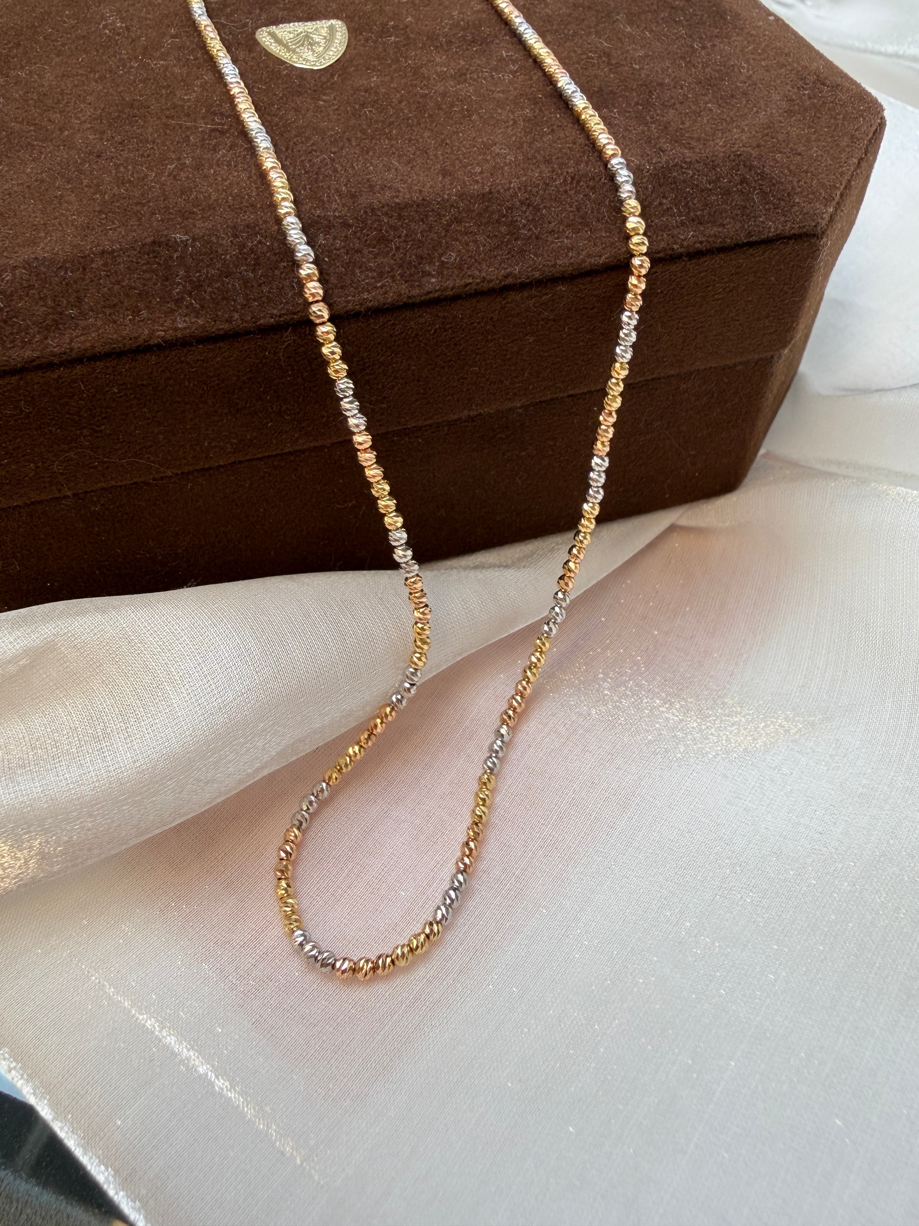 Diamond-cut bead chain In K18 Tri-color Gold