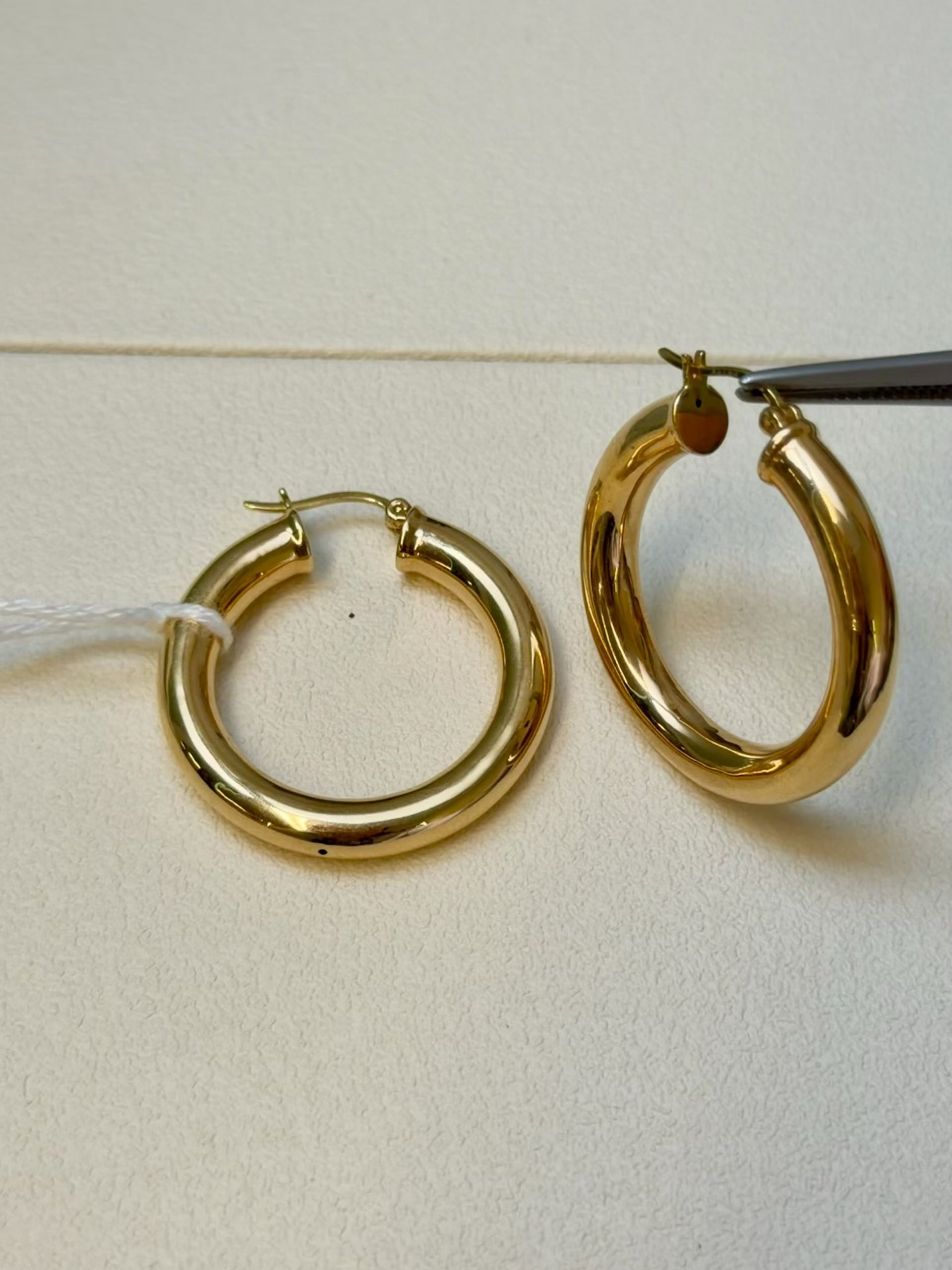 30mm Circle Earrings In 18K Yellow Gold