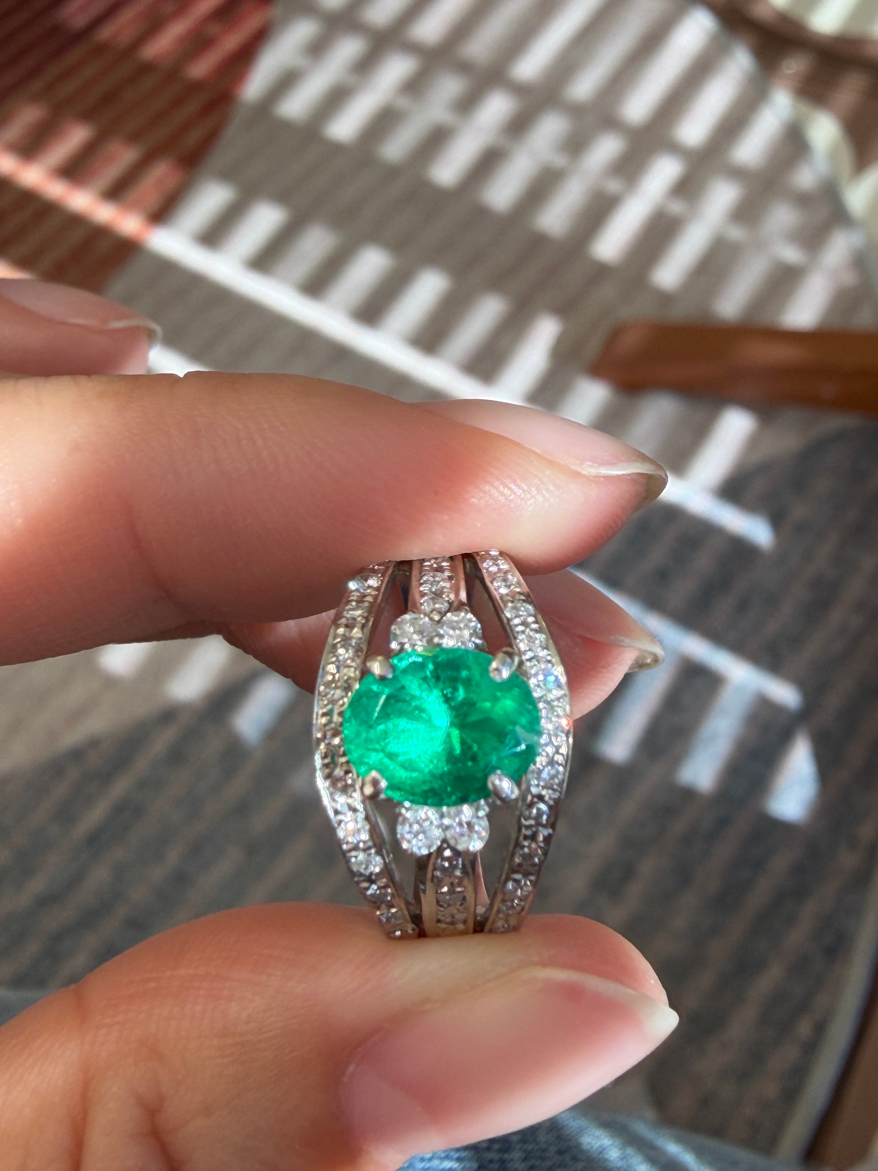 1.62CT Emerald Ring in Platinum with Natural Diamond
