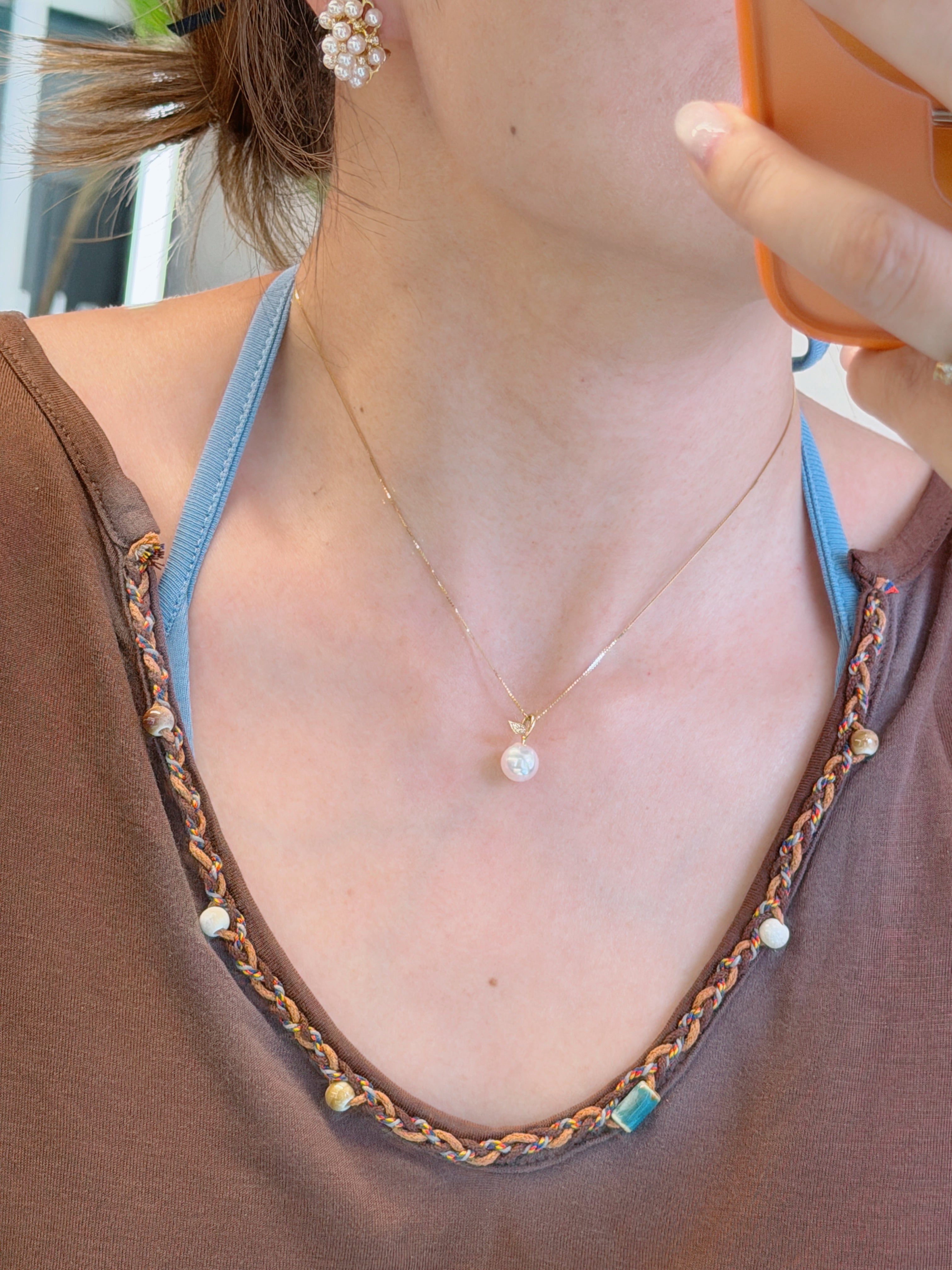 K18 Akoya Pearl Apple Pendant Necklace with Natural Diamond Leaf