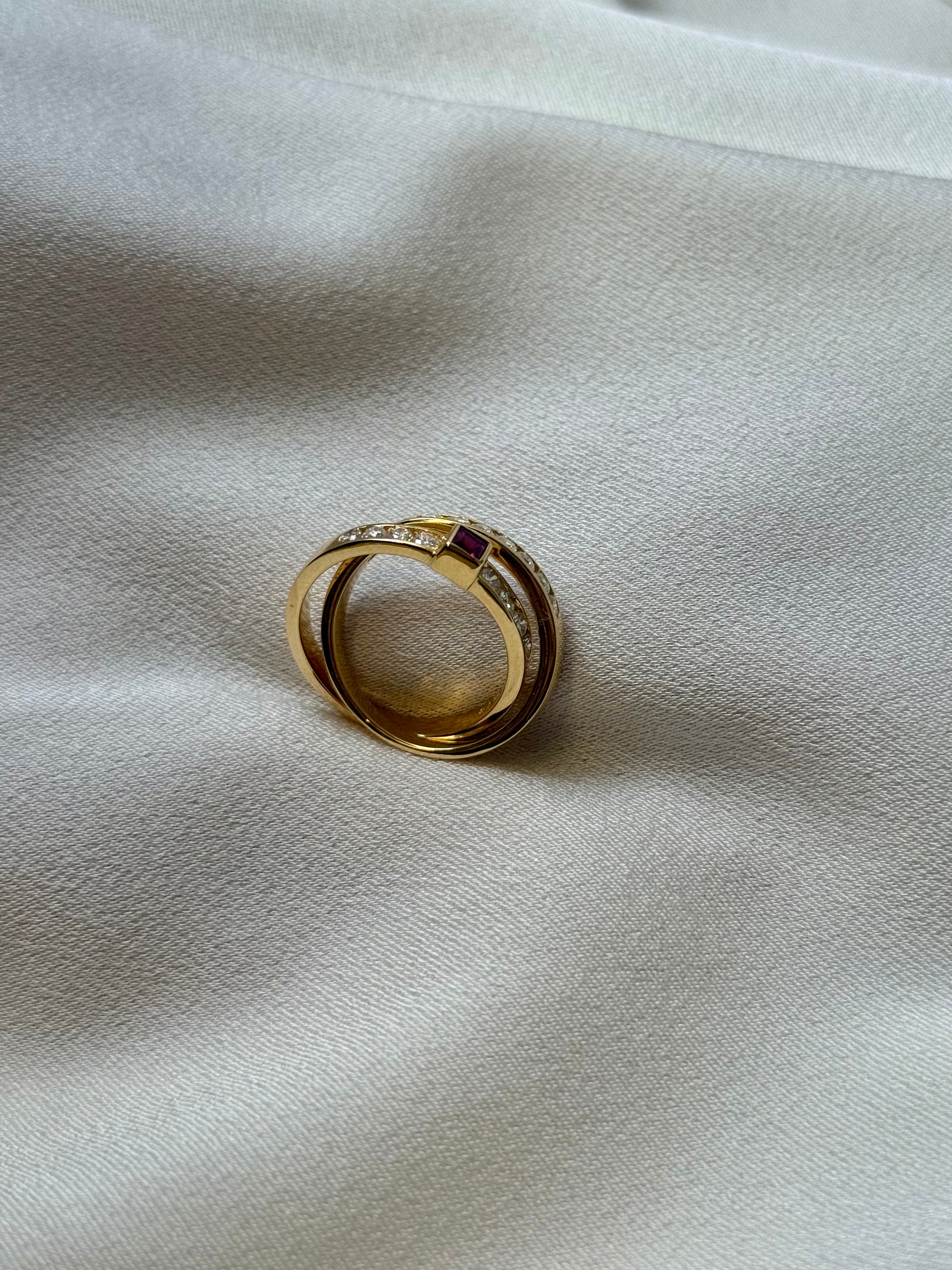 TASAKI Ring in K18 Yellow Gold with Ruby & Diamond