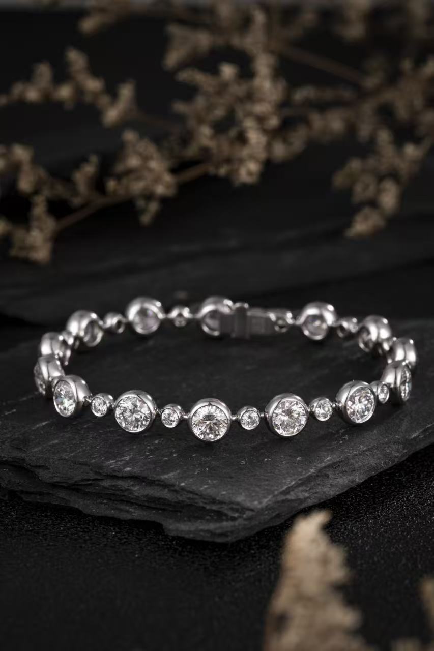 10K White Gold Bezel Round Diamond Link Bracelet(≈0.477ct/p Main stone)