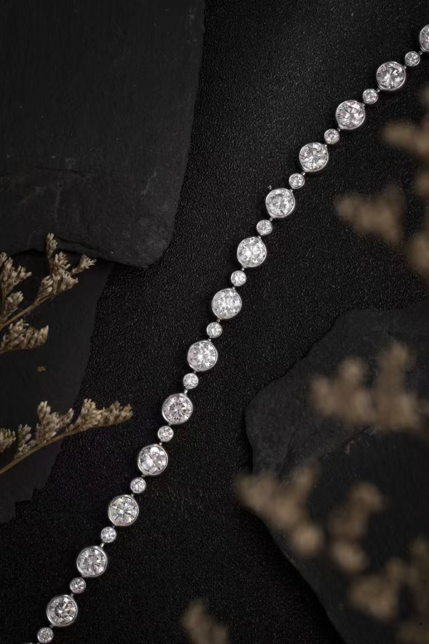 10K White Gold Bezel Round Diamond Link Bracelet(≈0.477ct/p Main stone)