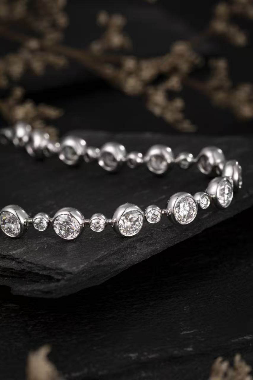 10K White Gold Bezel Round Diamond Link Bracelet(≈0.477ct/p Main stone)
