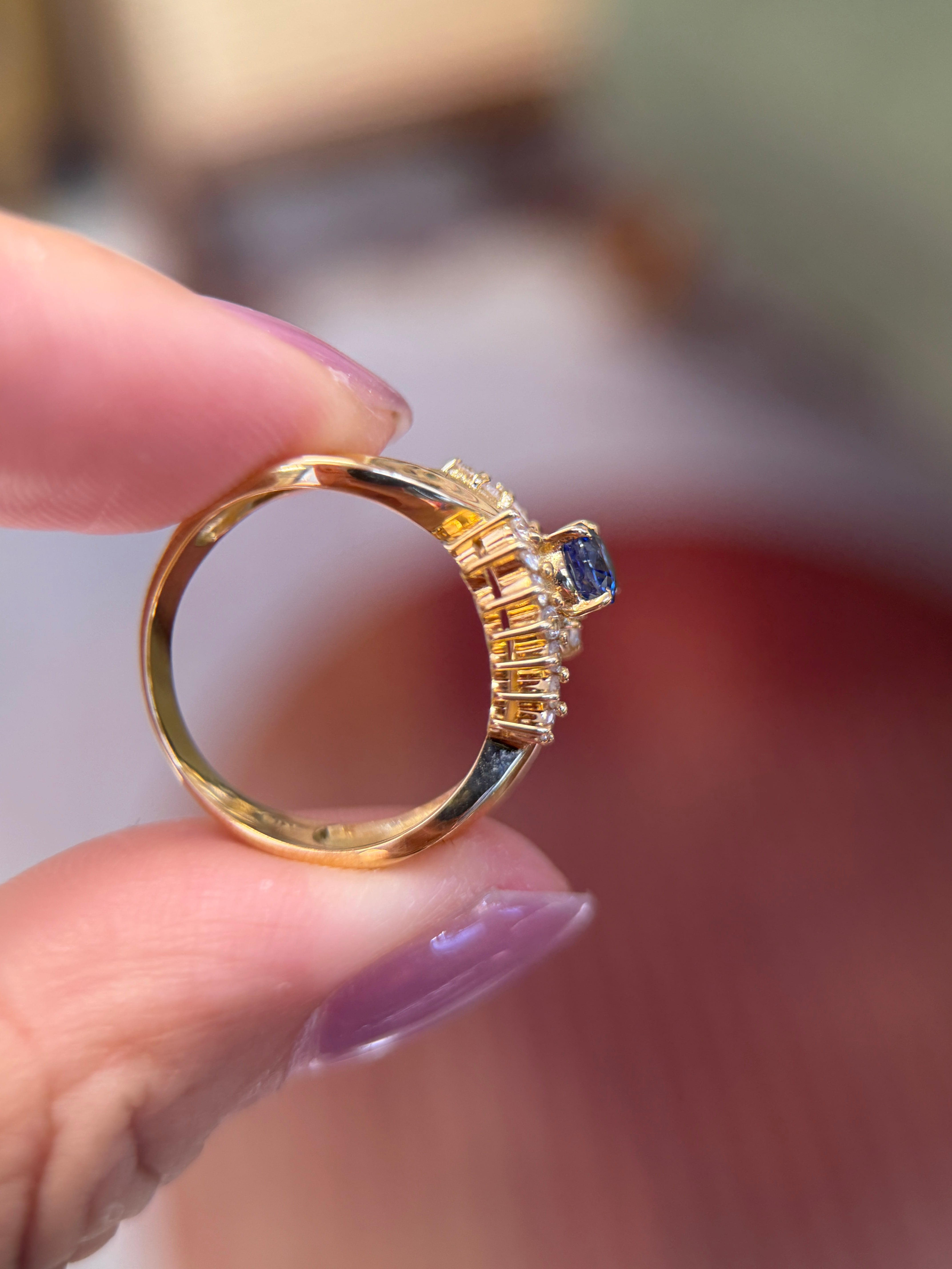 18K Yellow Gold Oval Sapphire Halo Diamond Ring