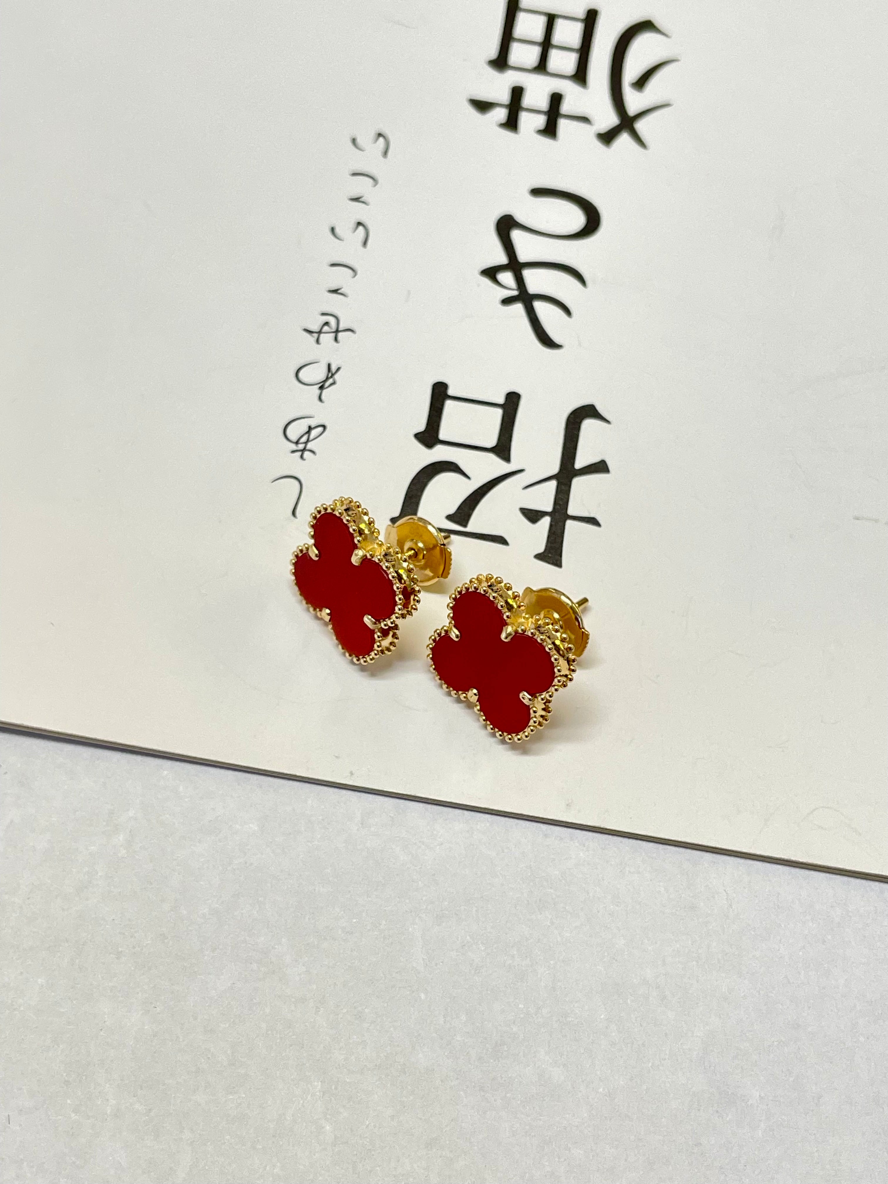 Four-leaf clover Earrings In Medium Size