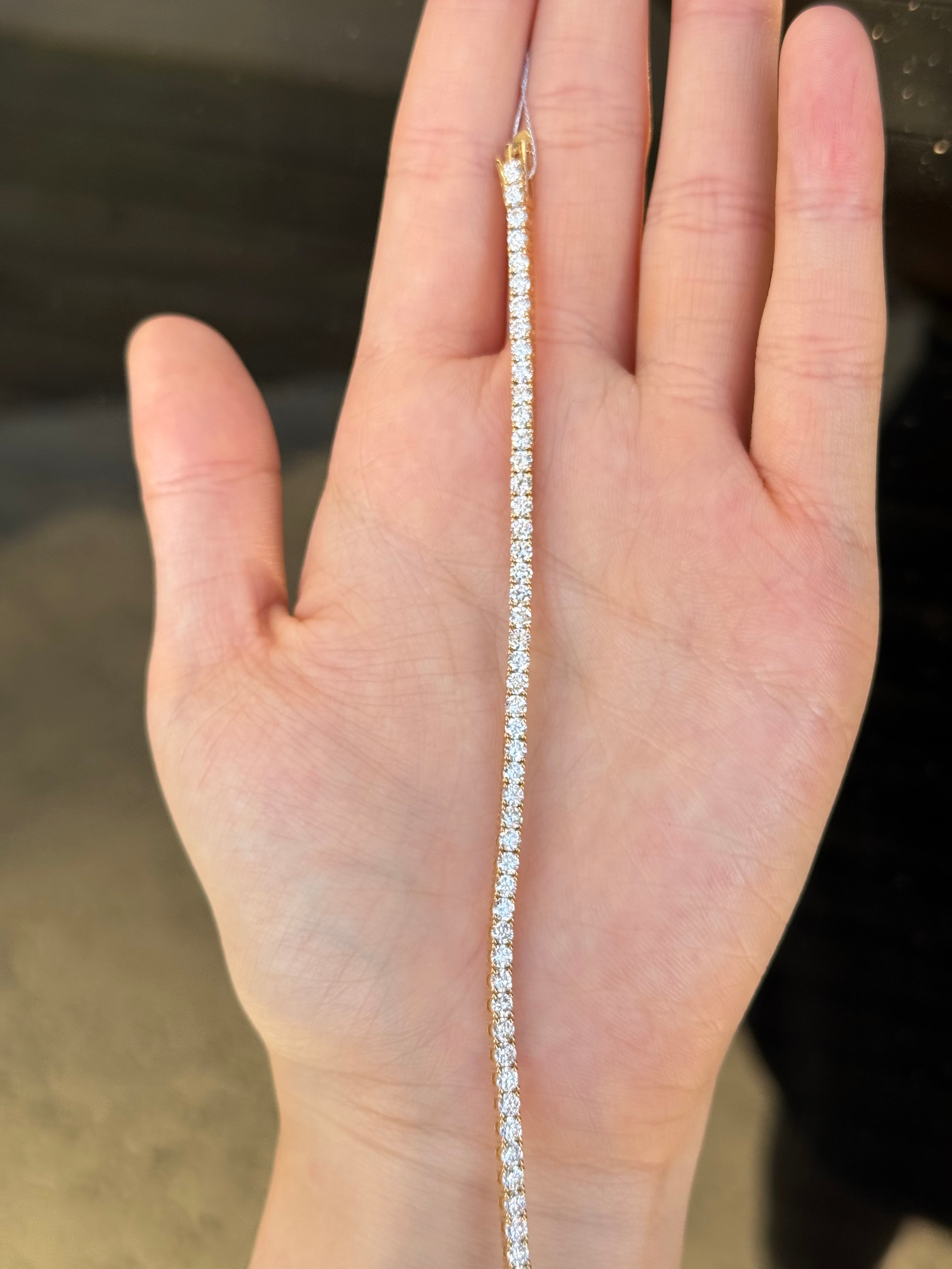 Round Four-Prong Diamond Tennis Bracelet 4CT