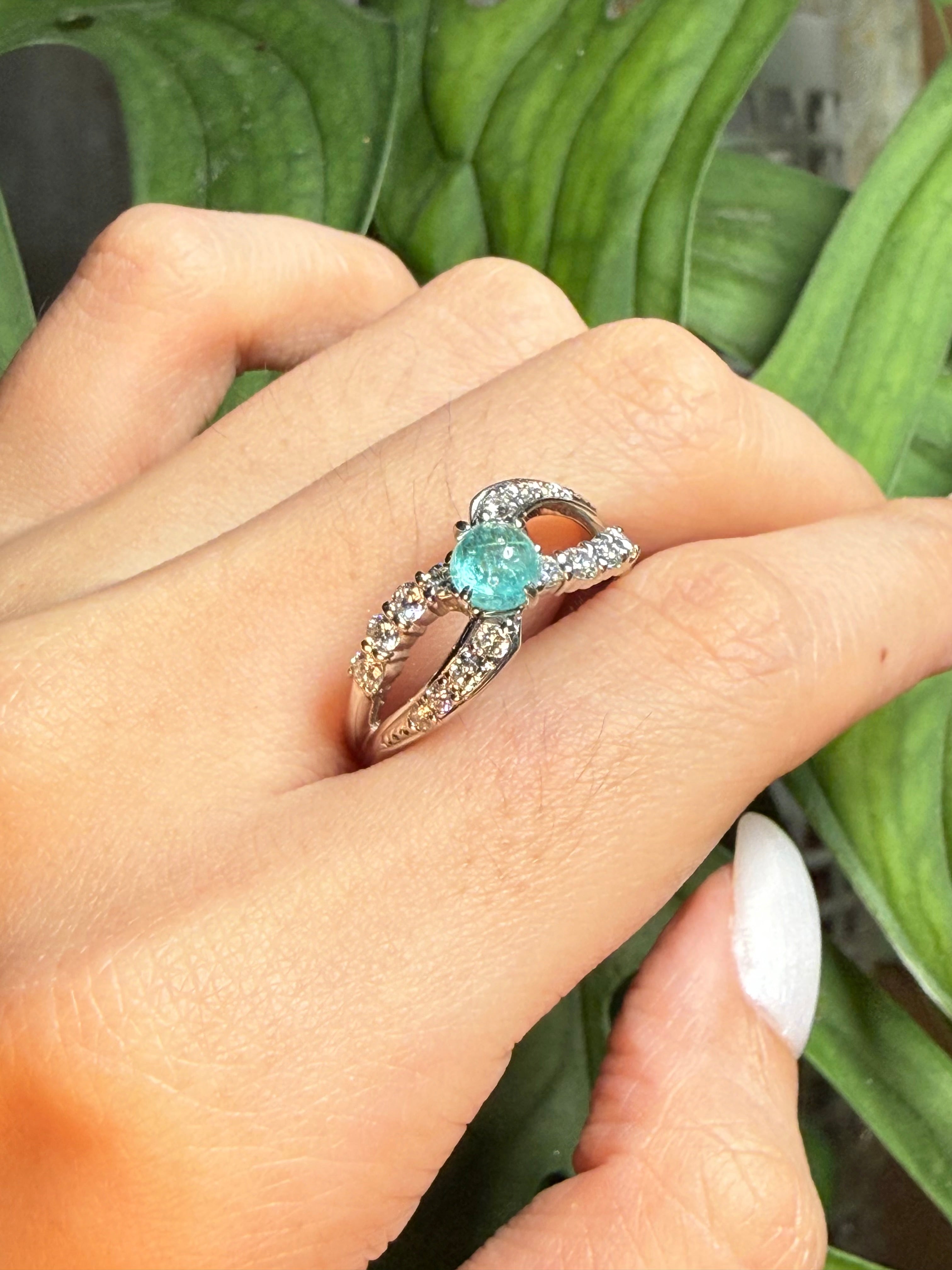 0.61CT Neon Blue Paraiba Tourmaline Ring PT900 Platinum