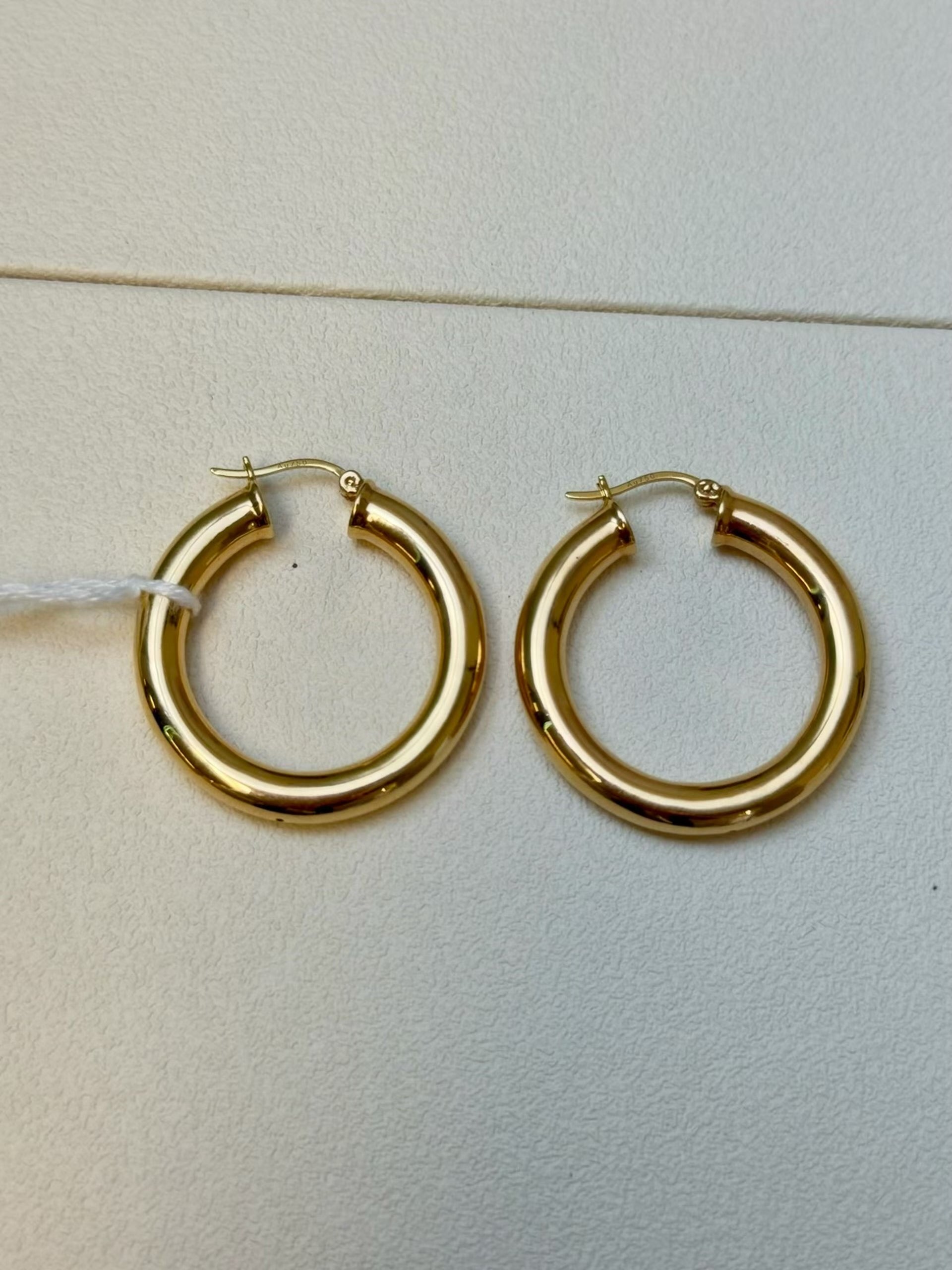 30mm Circle Earrings In 18K Yellow Gold