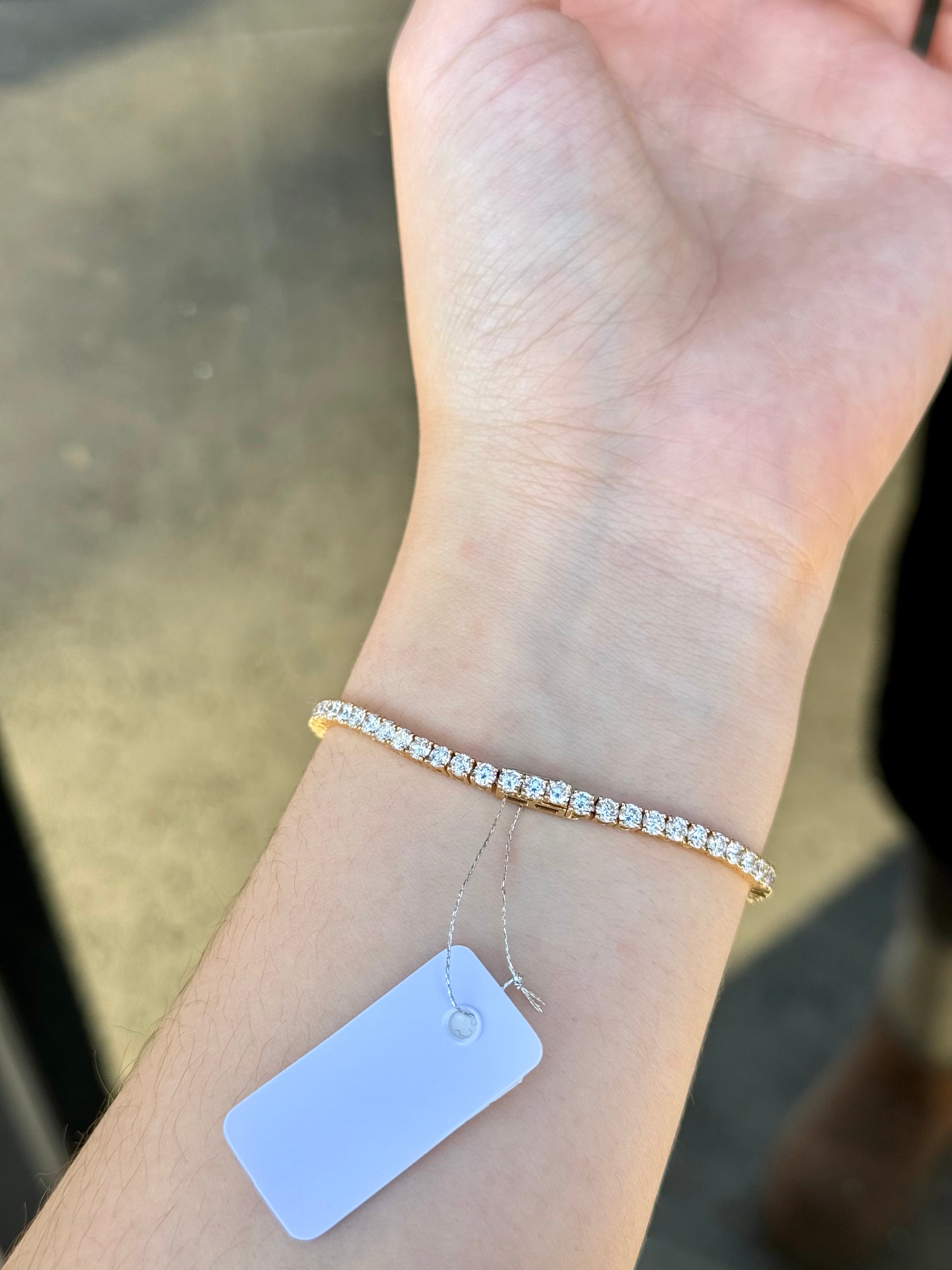 Round Four-Prong Diamond Tennis Bracelet 4CT