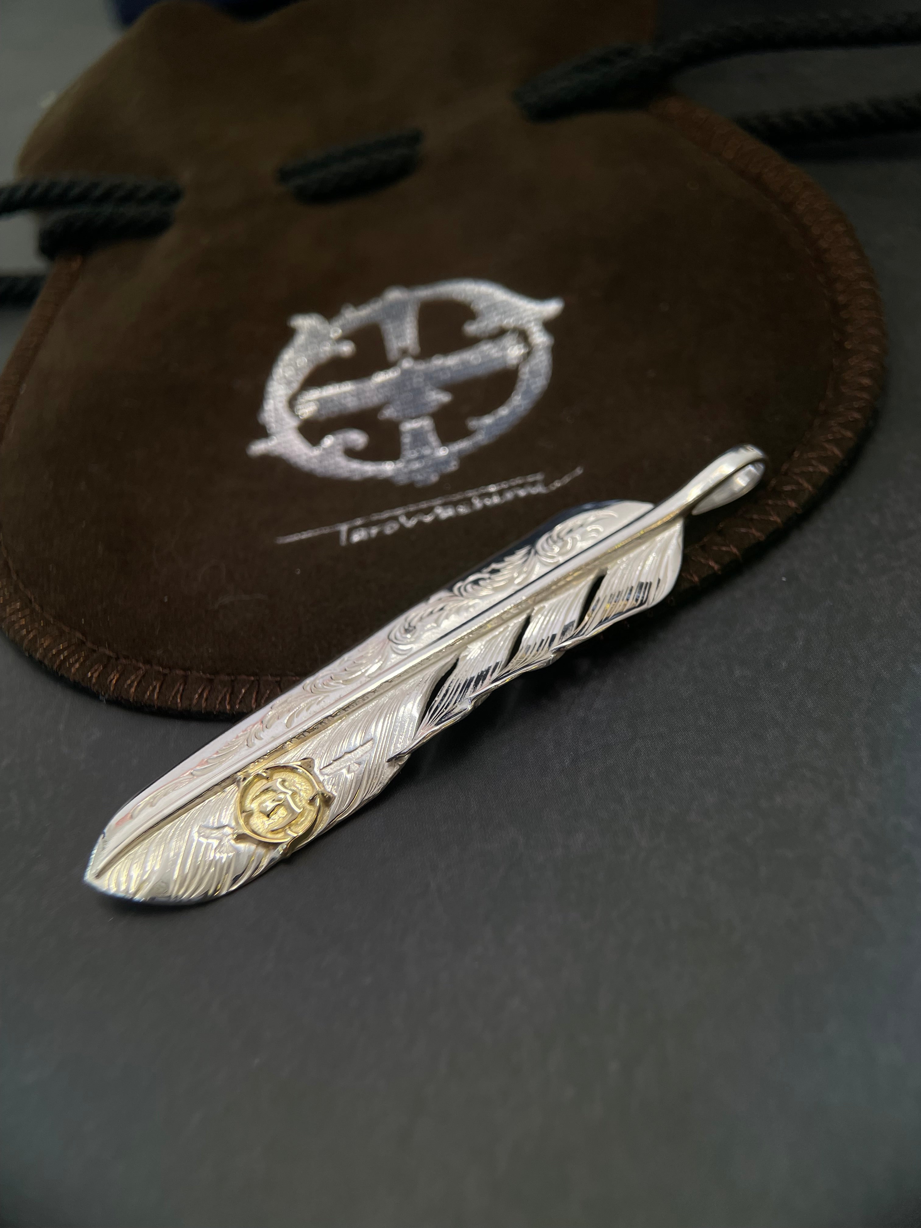 TAROWASHIMI FEATHER