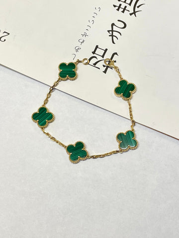 Four-leaf clover bracelet