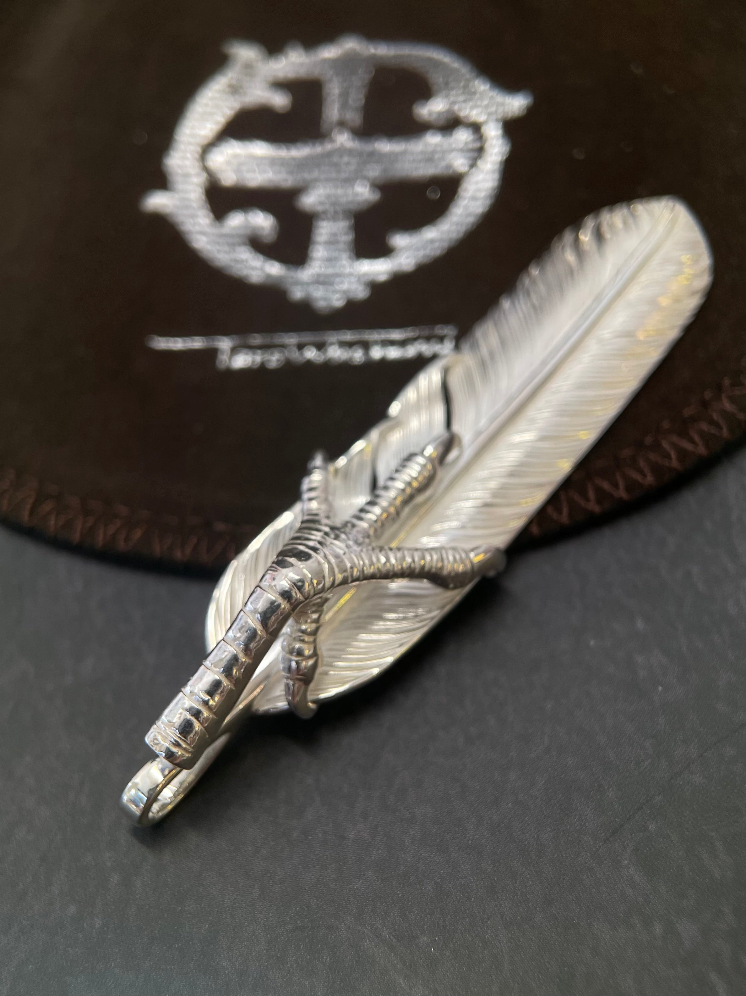 TAROWASHIMI FEATHER
