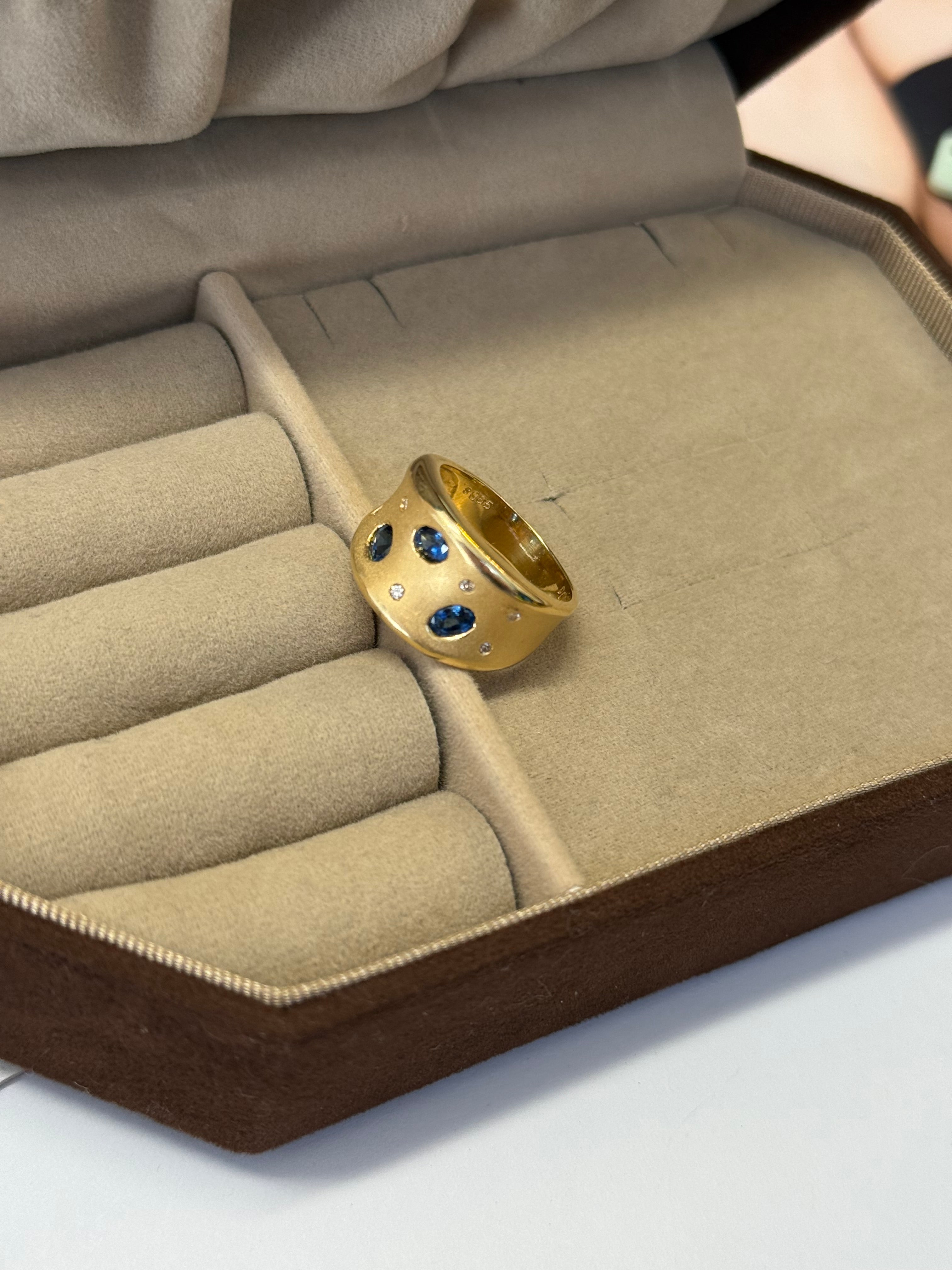 0.85CT Sapphire Ring