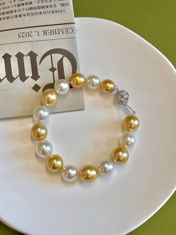 10-11mm South Sea Pearl with k18 Natural Diamond Clasp