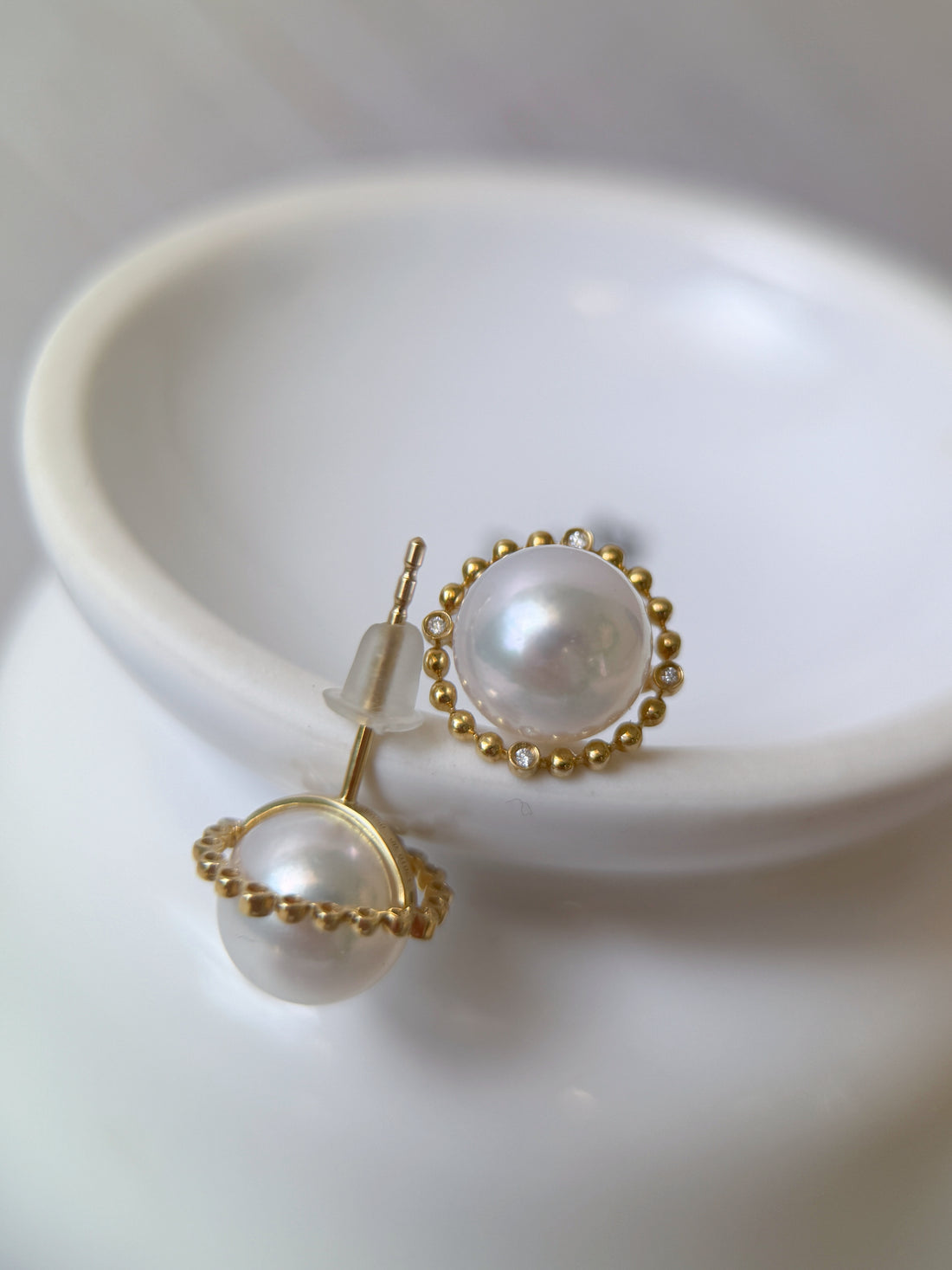 K18 Gold Beaded Diamond Akoya Pearl Stud Earrings
