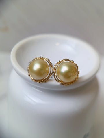 K18 Gold Golden South Sea Pearl Floral Diamond Halo Stud Earrings