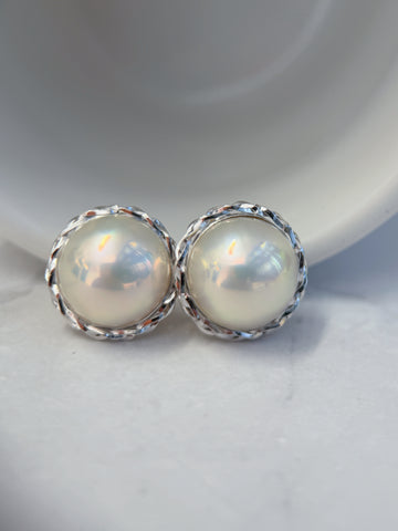 K14 White Gold 14mm Mabe Pearl Button Clip-On Earrings
