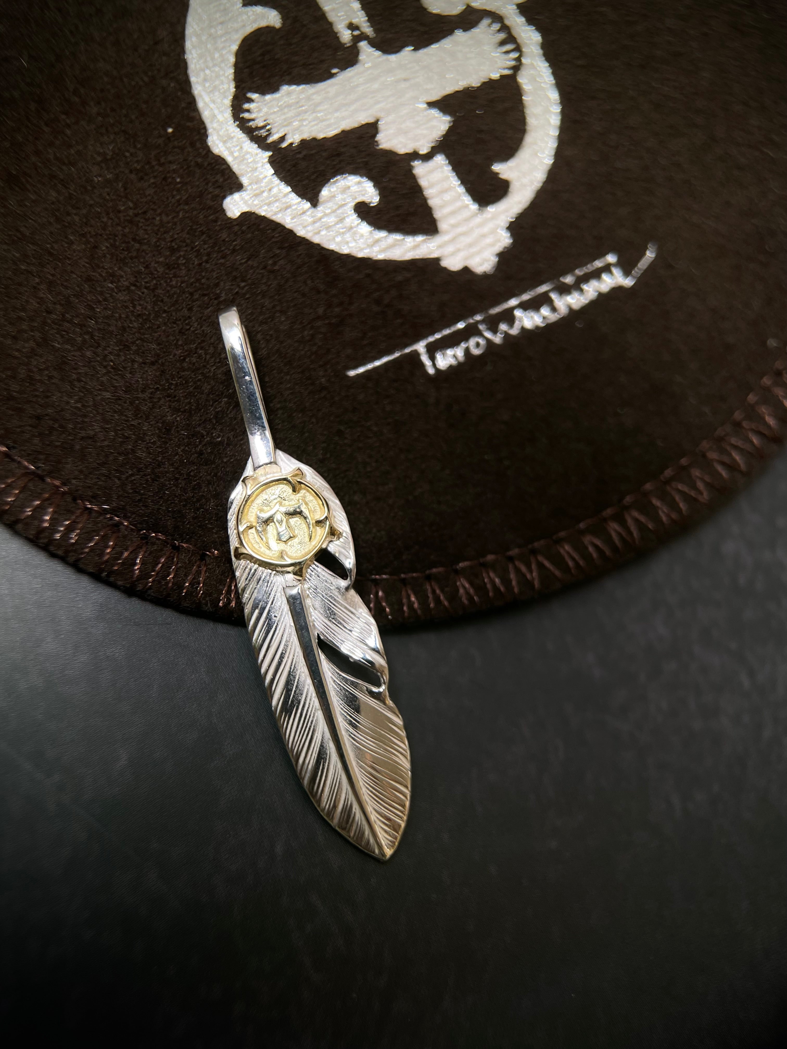 TAROWASHIMI FEATHER