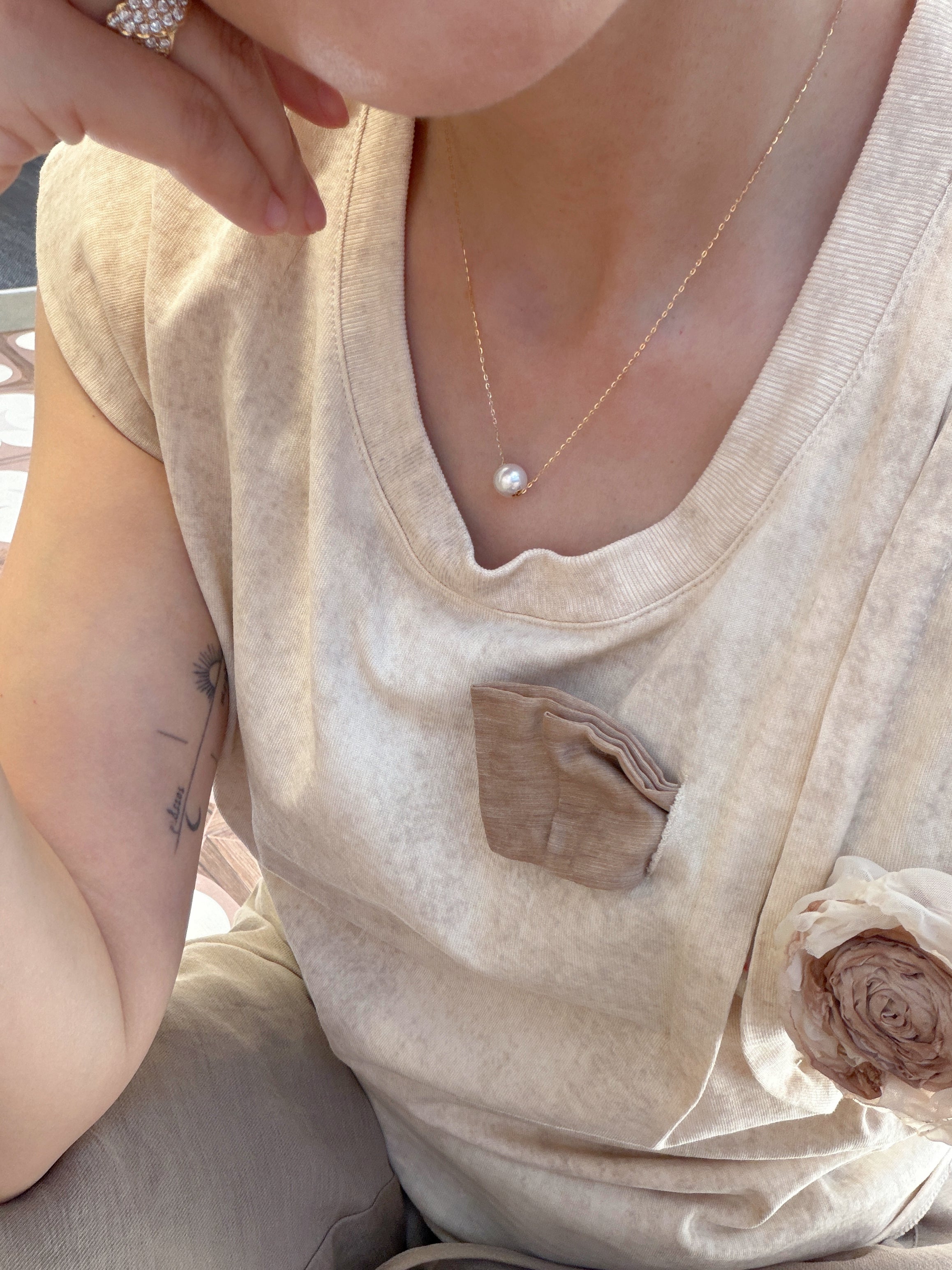 K18 Gold Akoya Pearl Through Necklace