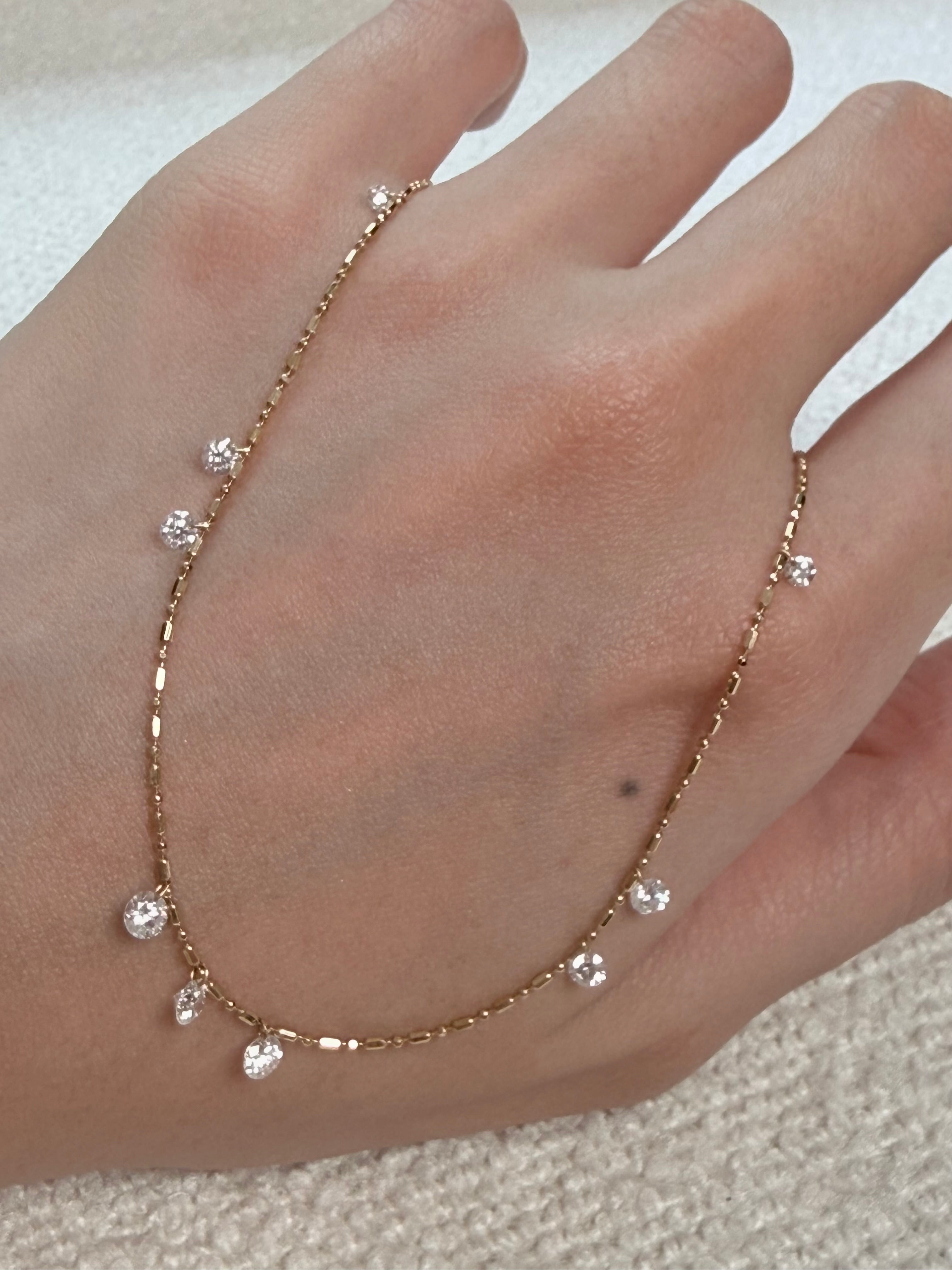 0.95CT Lab-Diamond Round Satellite Necklace 18K