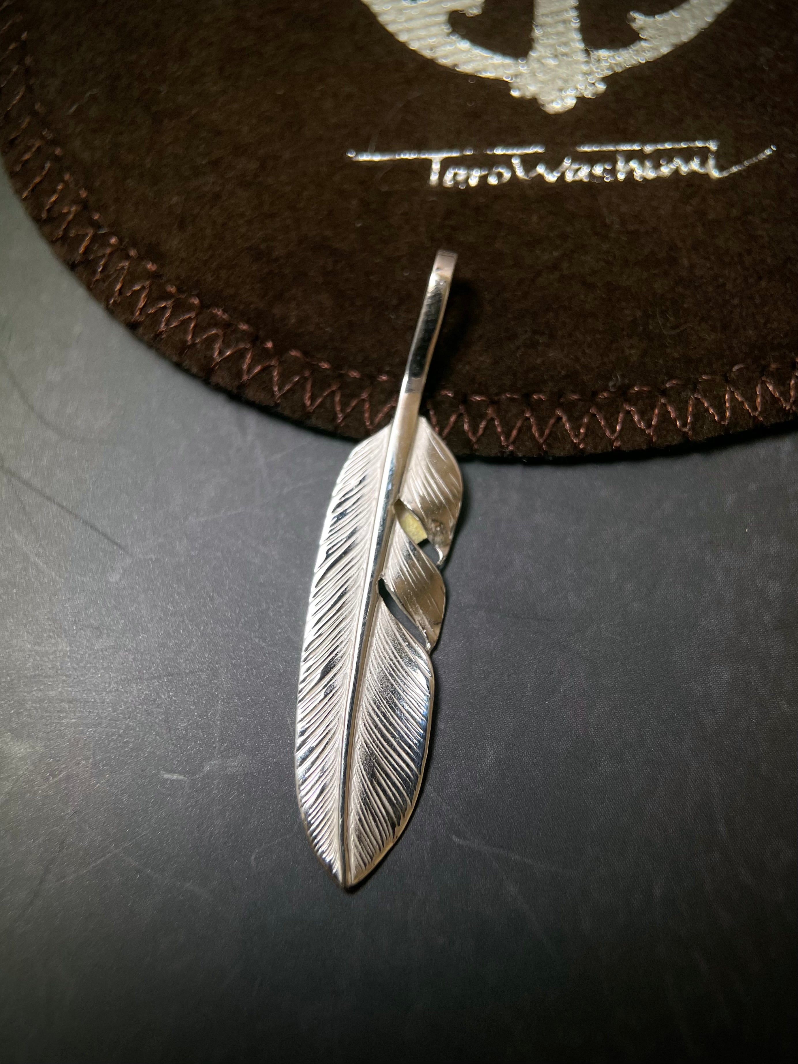 TAROWASHIMI FEATHER