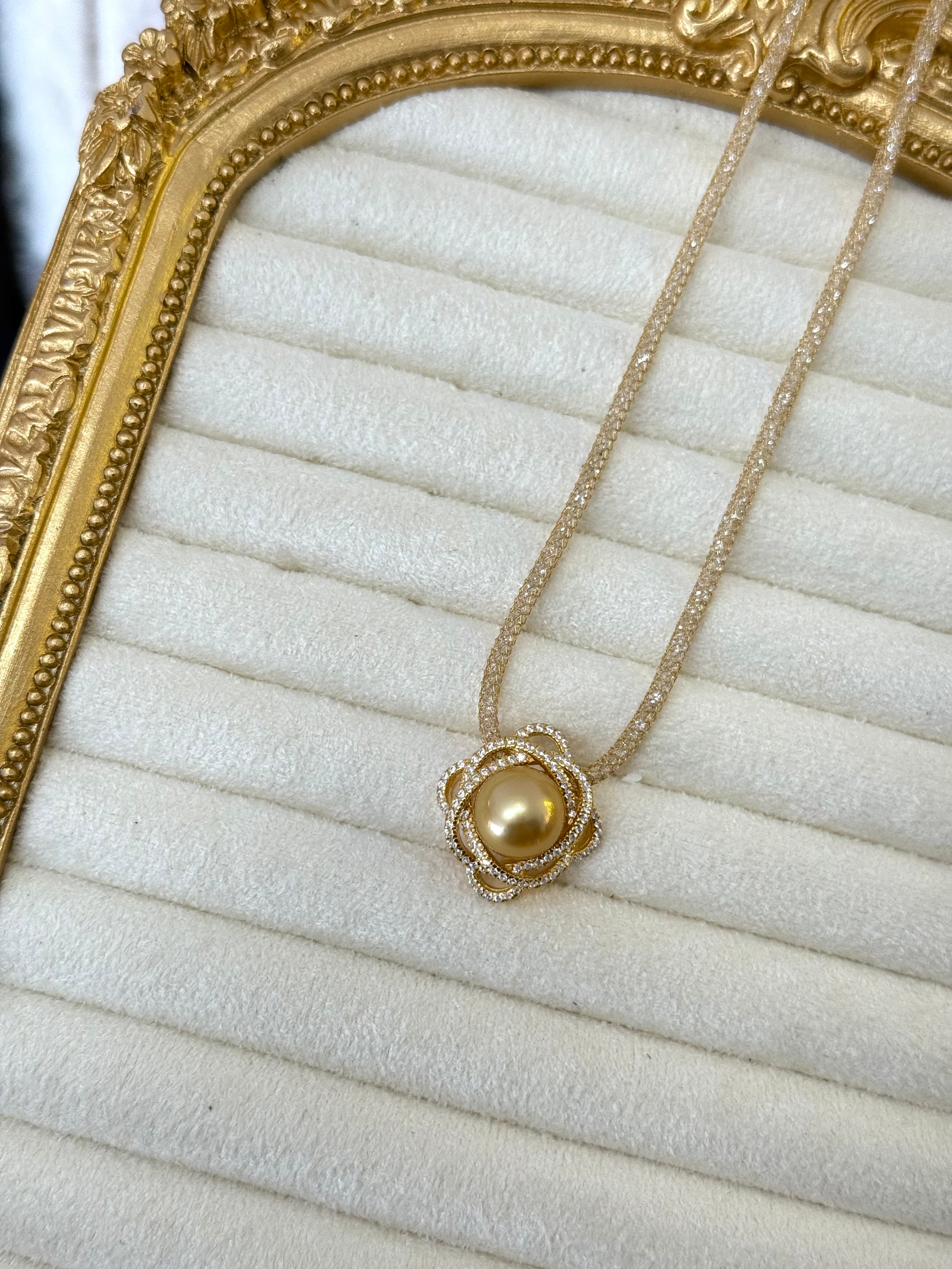 11.7mm Golden South Sea Pearl In Sliver925