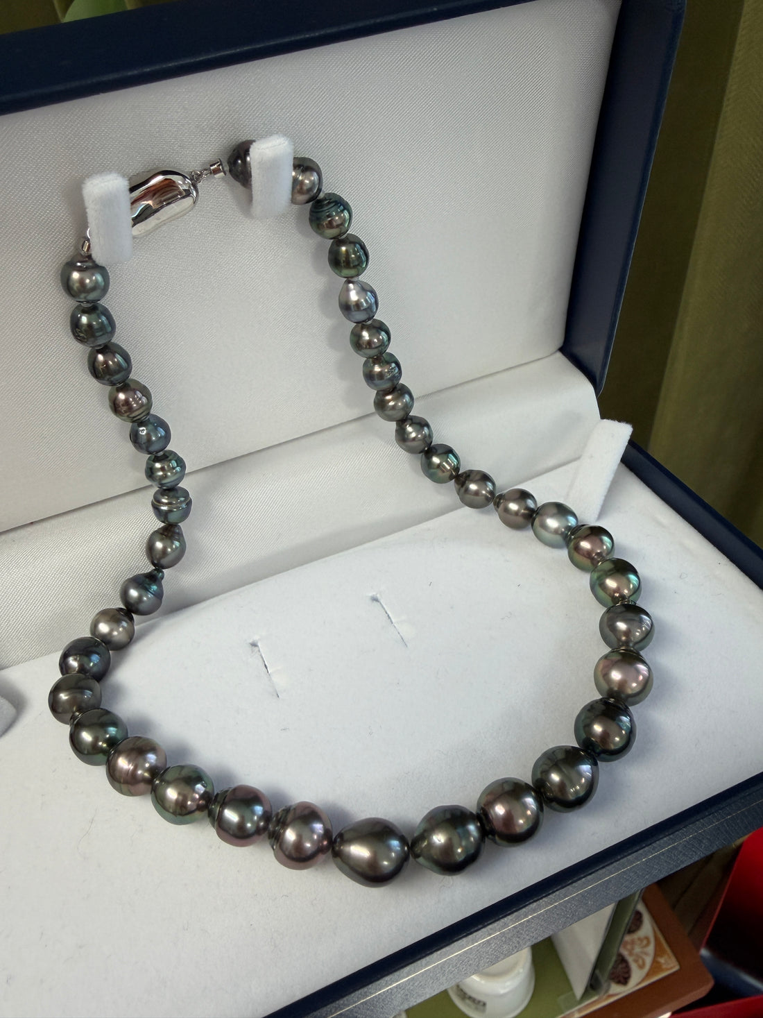 Dark Peacock Baroque Tahitian Pearl Necklace | 7.9–10.6mm | 43cm / 17”