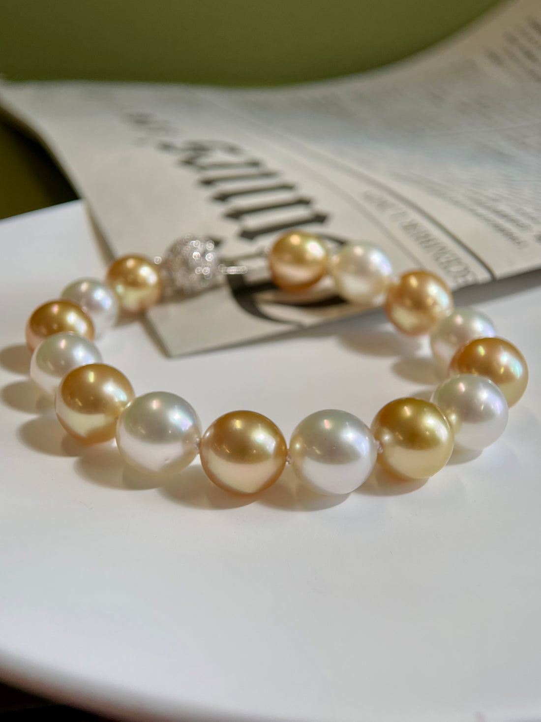 10-11mm South Sea Pearl with k18 Natural Diamond Clasp
