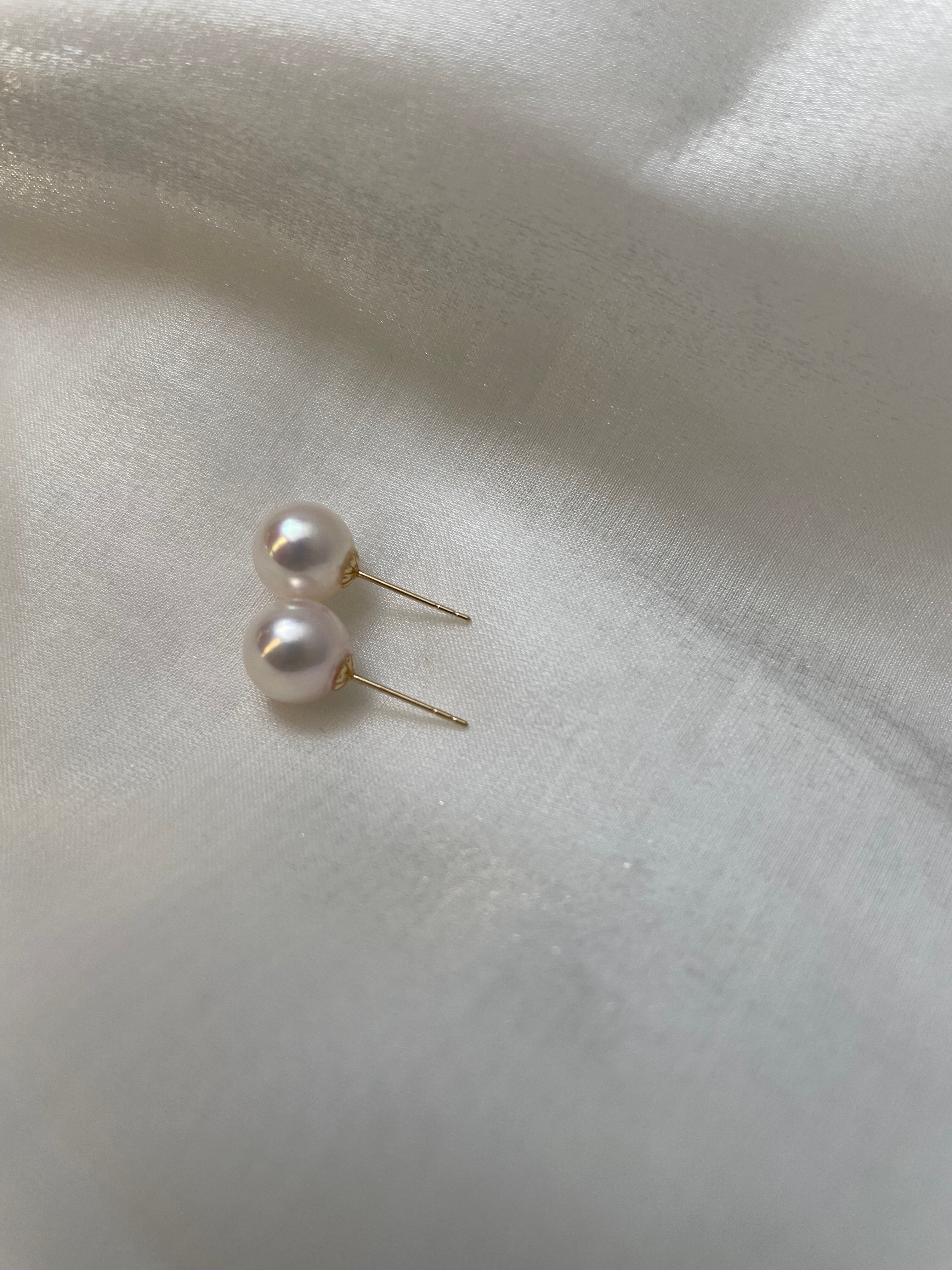 8-8.5mm Akoya Earrings in 18k Y/W Gold