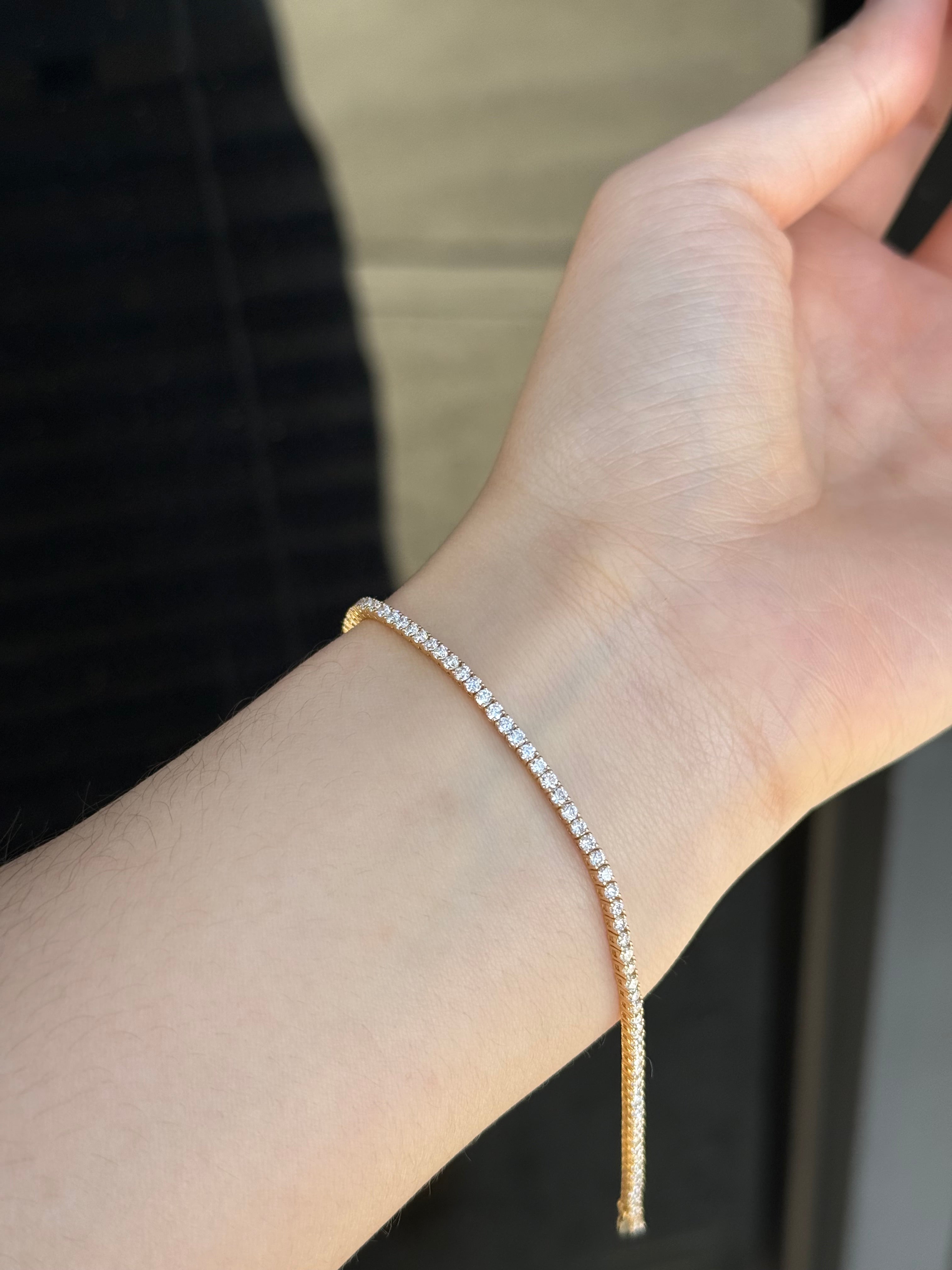 Round Four-Prong Diamond Tennis Bracelet 2CT