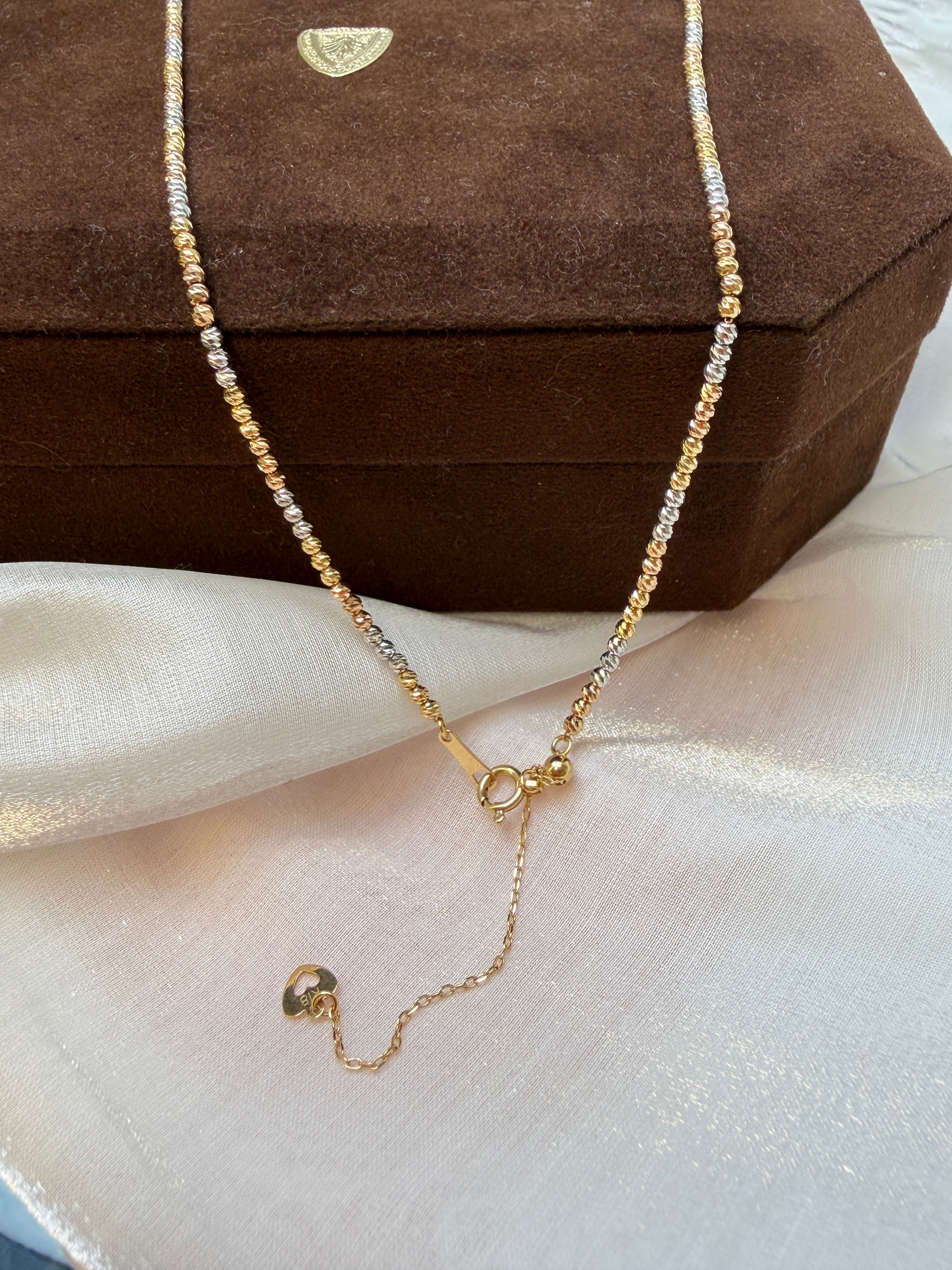 Diamond-cut bead chain In K18 Tri-color Gold