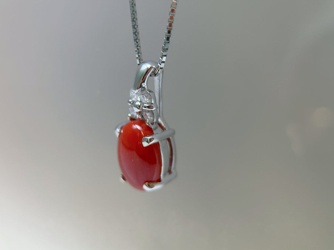 K18 Japanese Aka Coral 1.51ct Natural Diamond Pendant Necklace