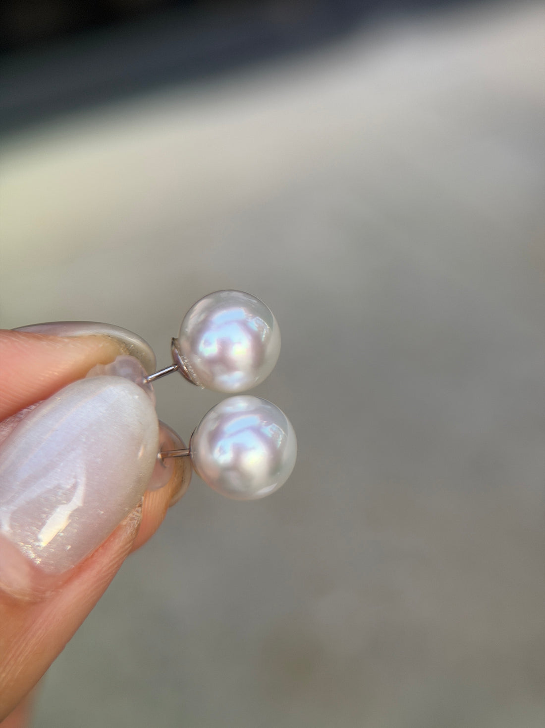 8.1mm White South Sea Pearl Stud Earrings with Japan Pearl Science Laboratory Certificate