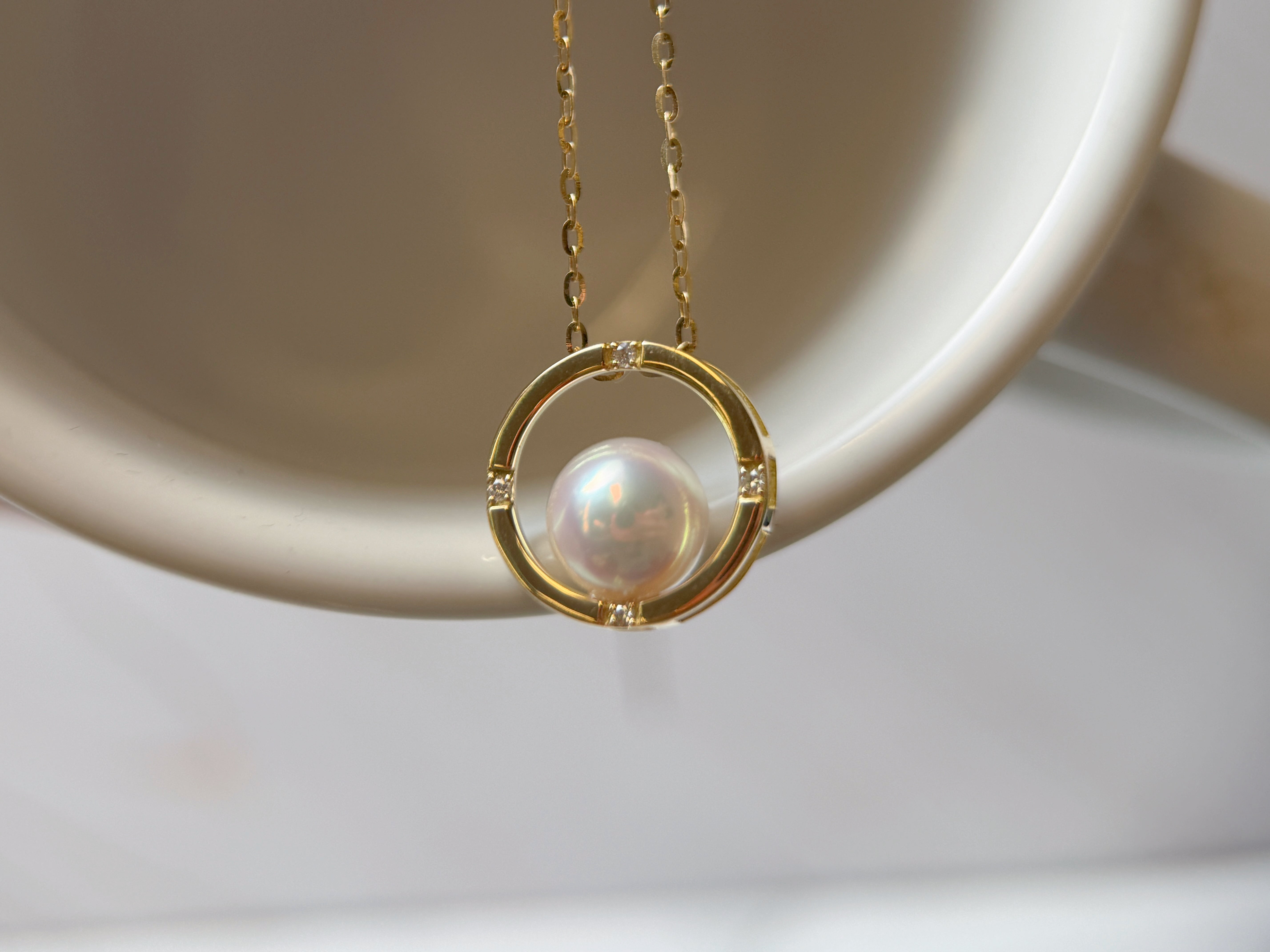 K18 Gold Akoya Pearl Diamond Circle Pendant Necklace (Pendant Only）