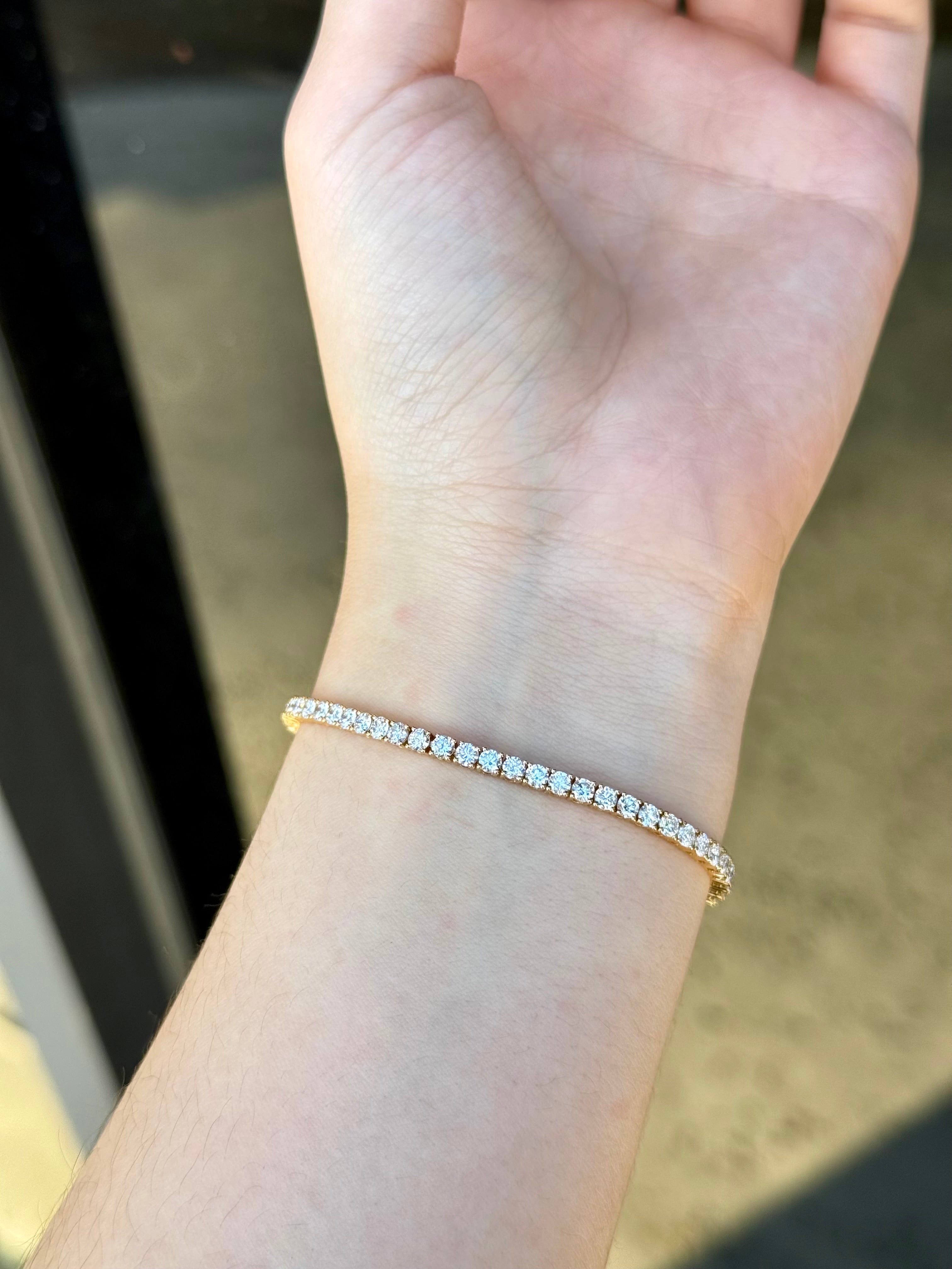 Round Four-Prong Diamond Tennis Bracelet 4CT