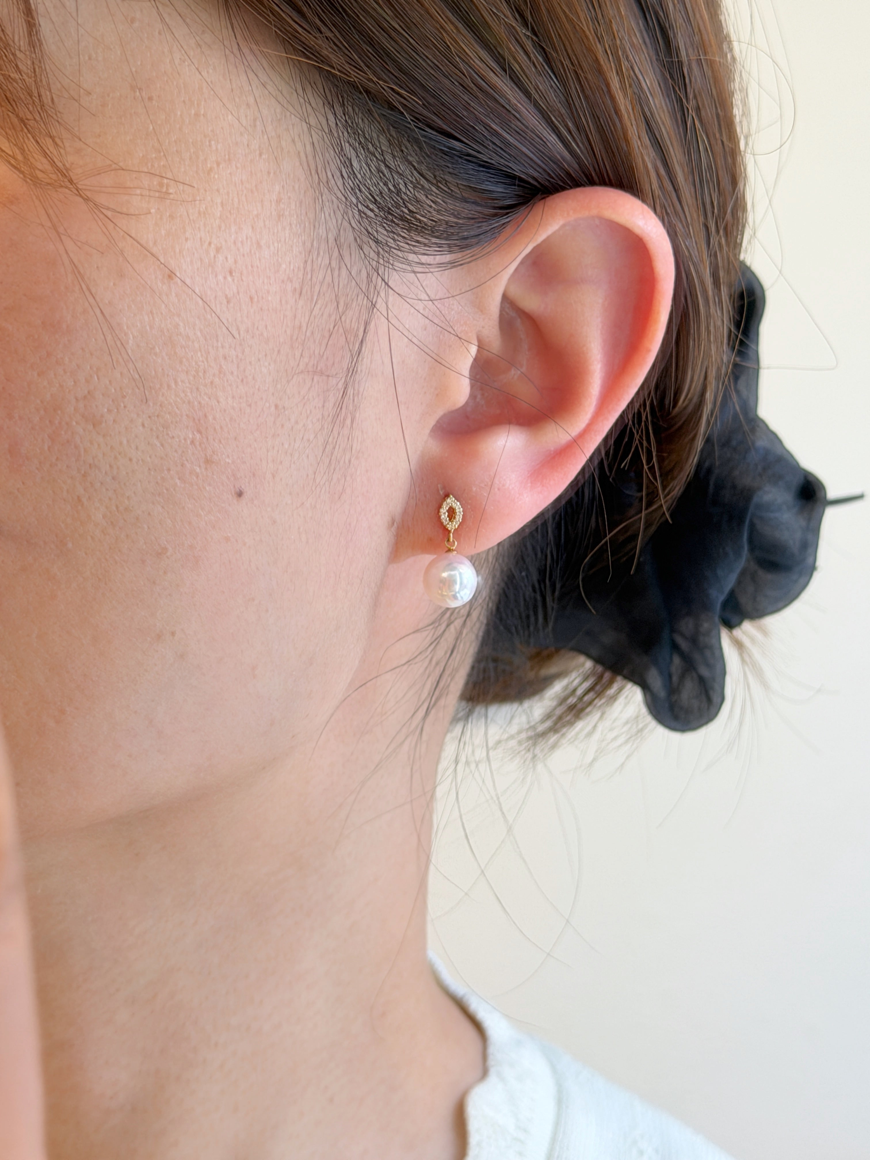 8-8.5mm Japanese Akoya Pearl and Natural Diamond Drop Earrings in K18 Gold