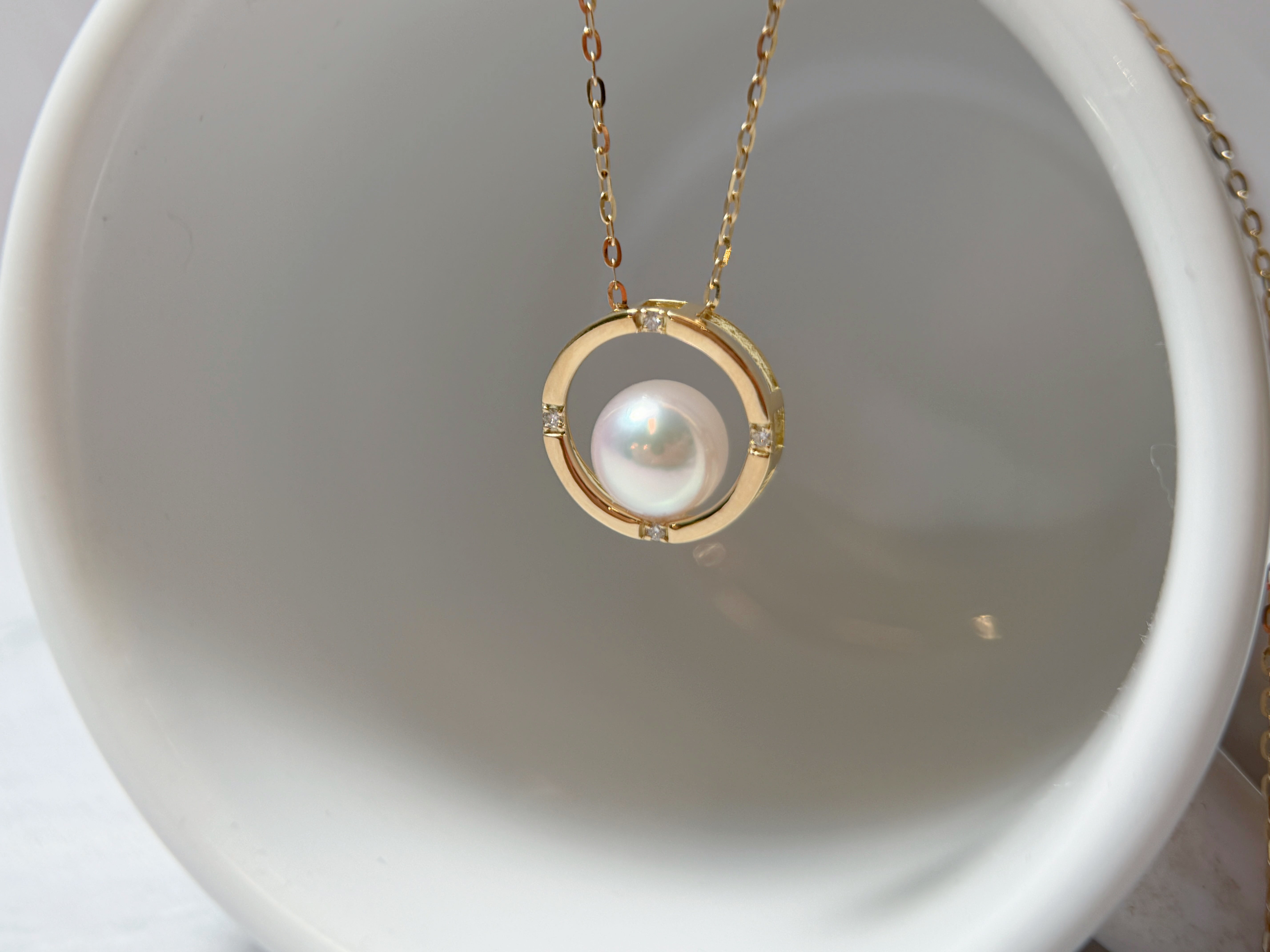 K18 Gold Akoya Pearl Diamond Circle Pendant Necklace (Pendant Only）