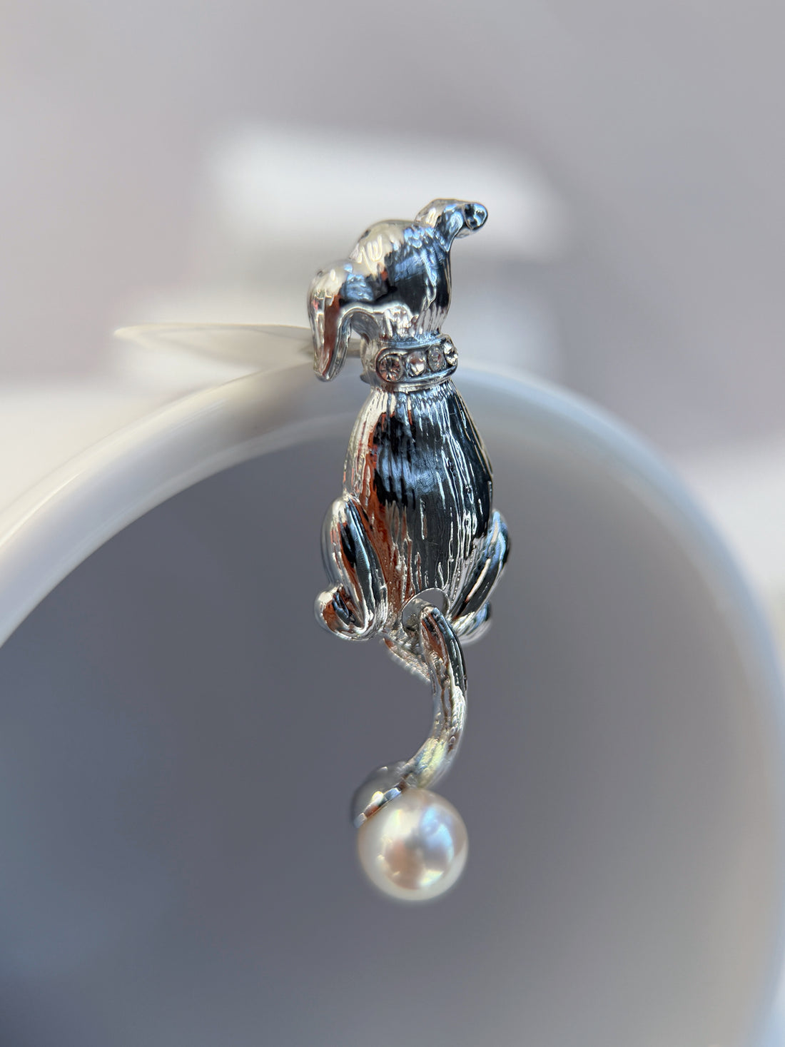 S925 Sterling Sliver Dog Brooch with Natural Akoya Pearl 6-6.5mm