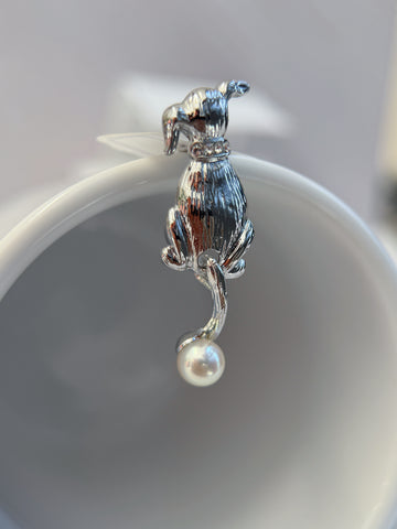 S925 Sterling Sliver Dog Brooch with Natural Akoya Pearl 6-6.5mm