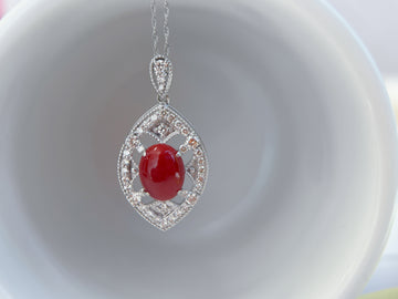 K18 White Gold Aka Coral Cabochon & Natural Diamond Pendant Necklace