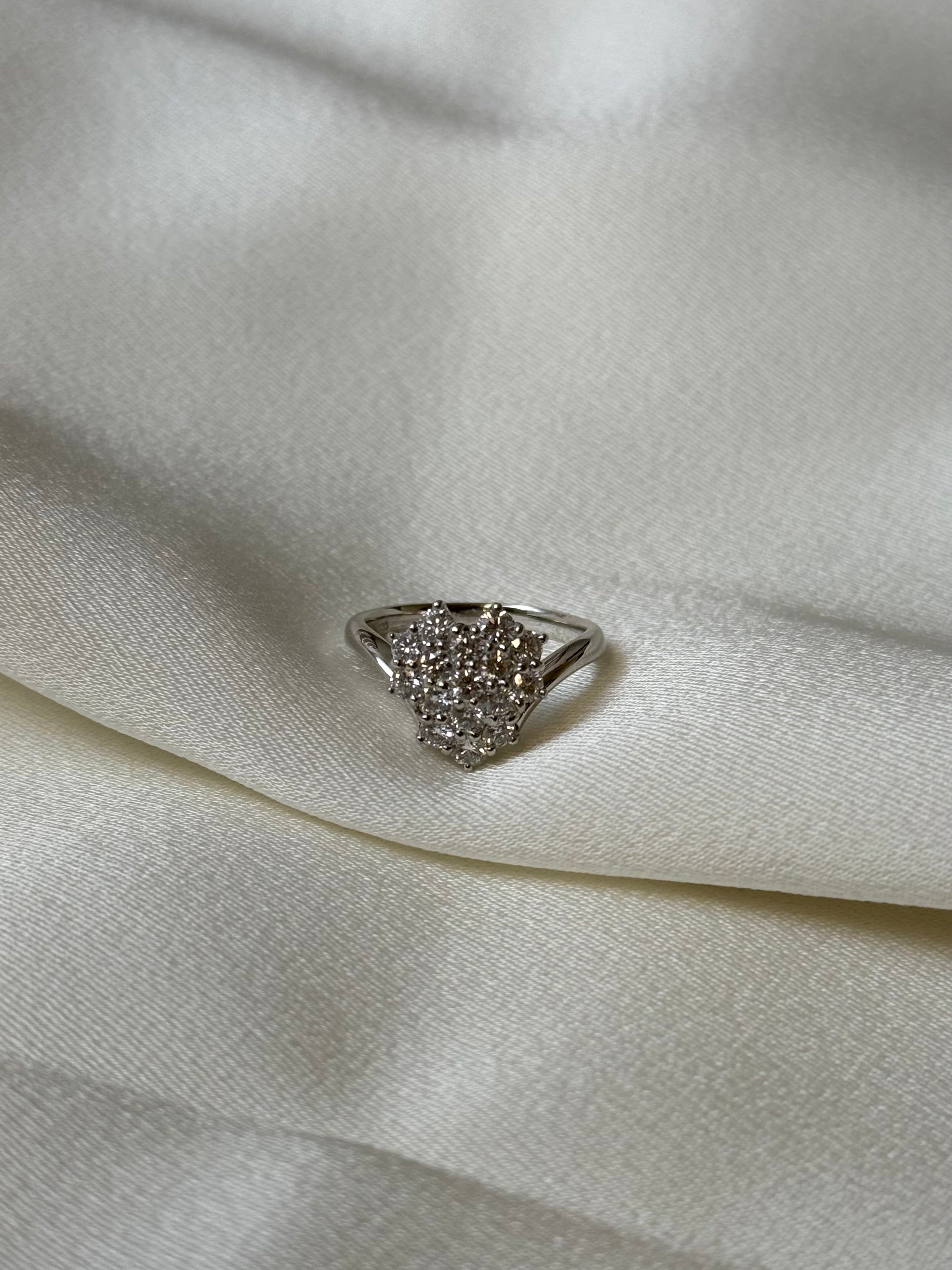 Vintage Ring in PT900 With Natural Diamond