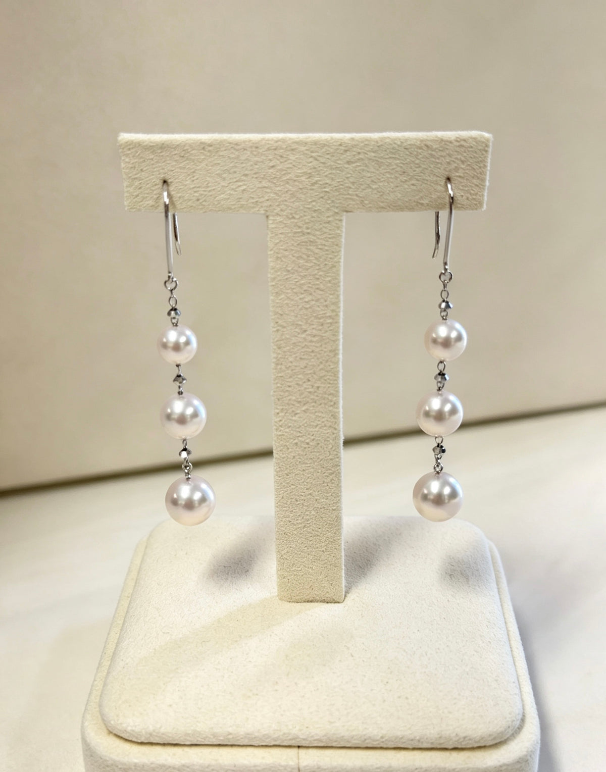 K18 Akoya Pearl 6-8mm  Earrings