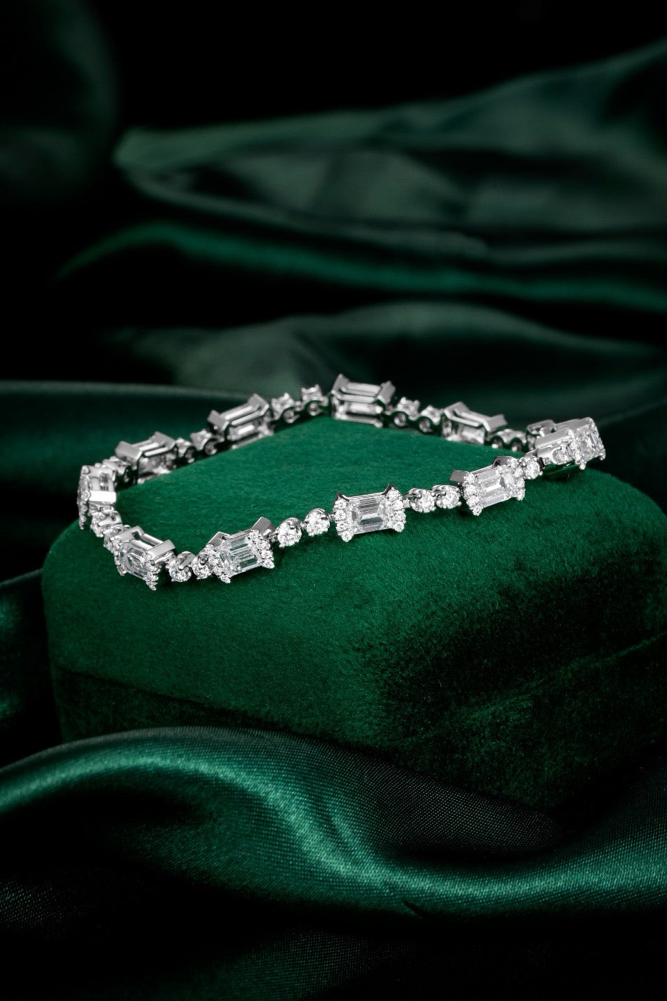 Mixed Cut Diamond Tennis Bracelet 7.34CT