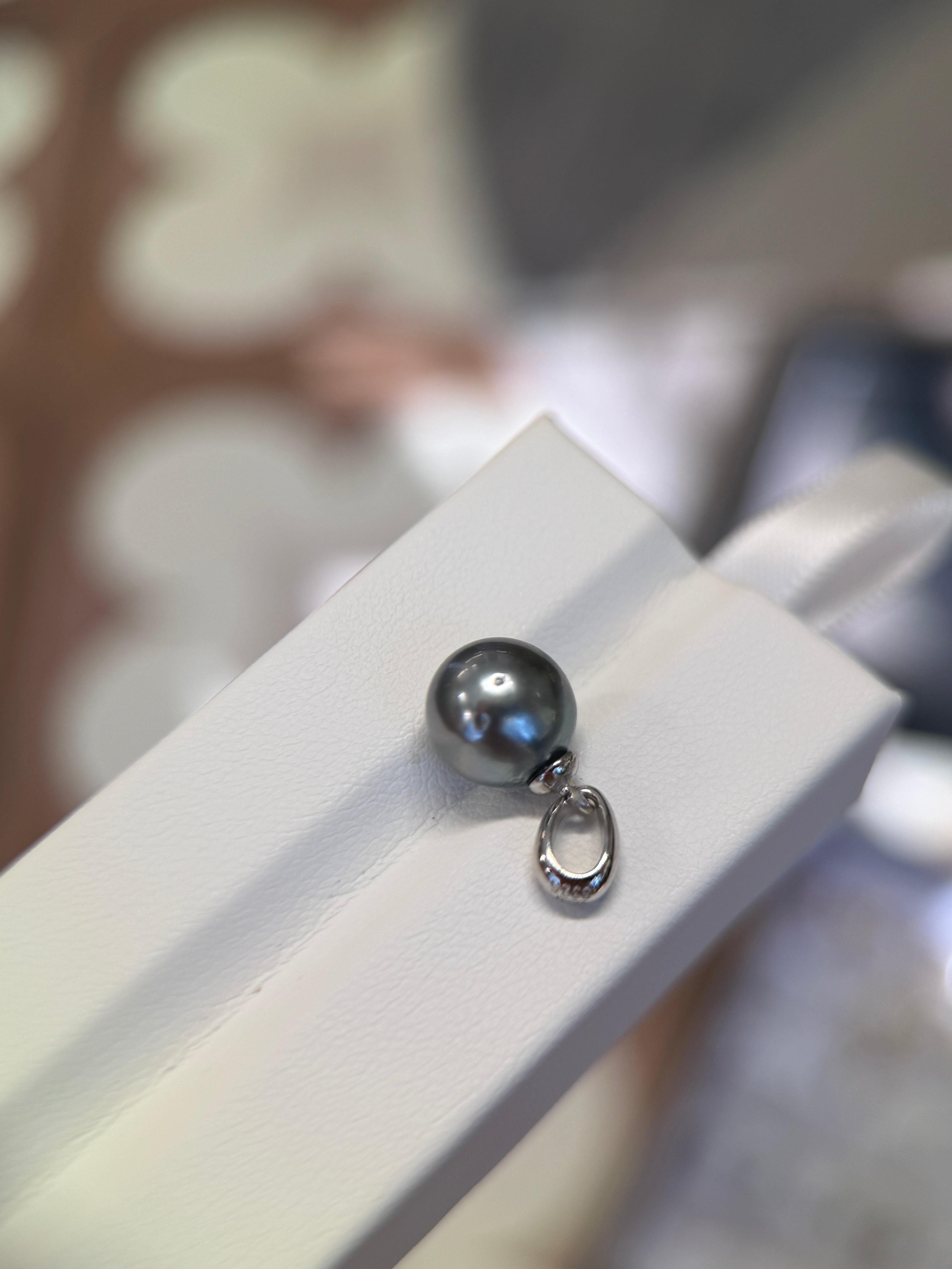 9mm Tahitian Black Pearl Pendant Silver Setting (Pendant Only)
