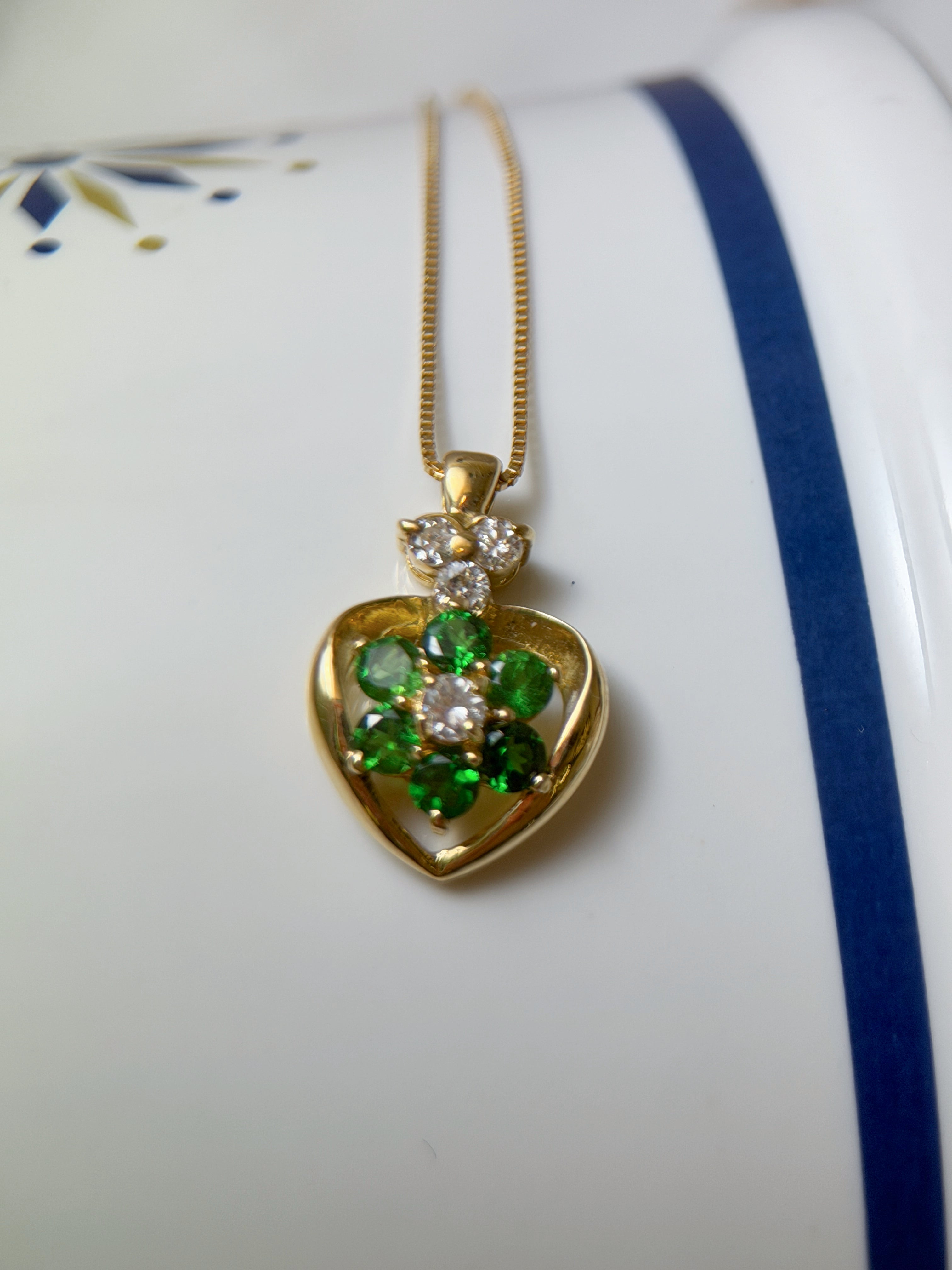 K18 Green Garnet & Diamond Heart Pendant Necklace